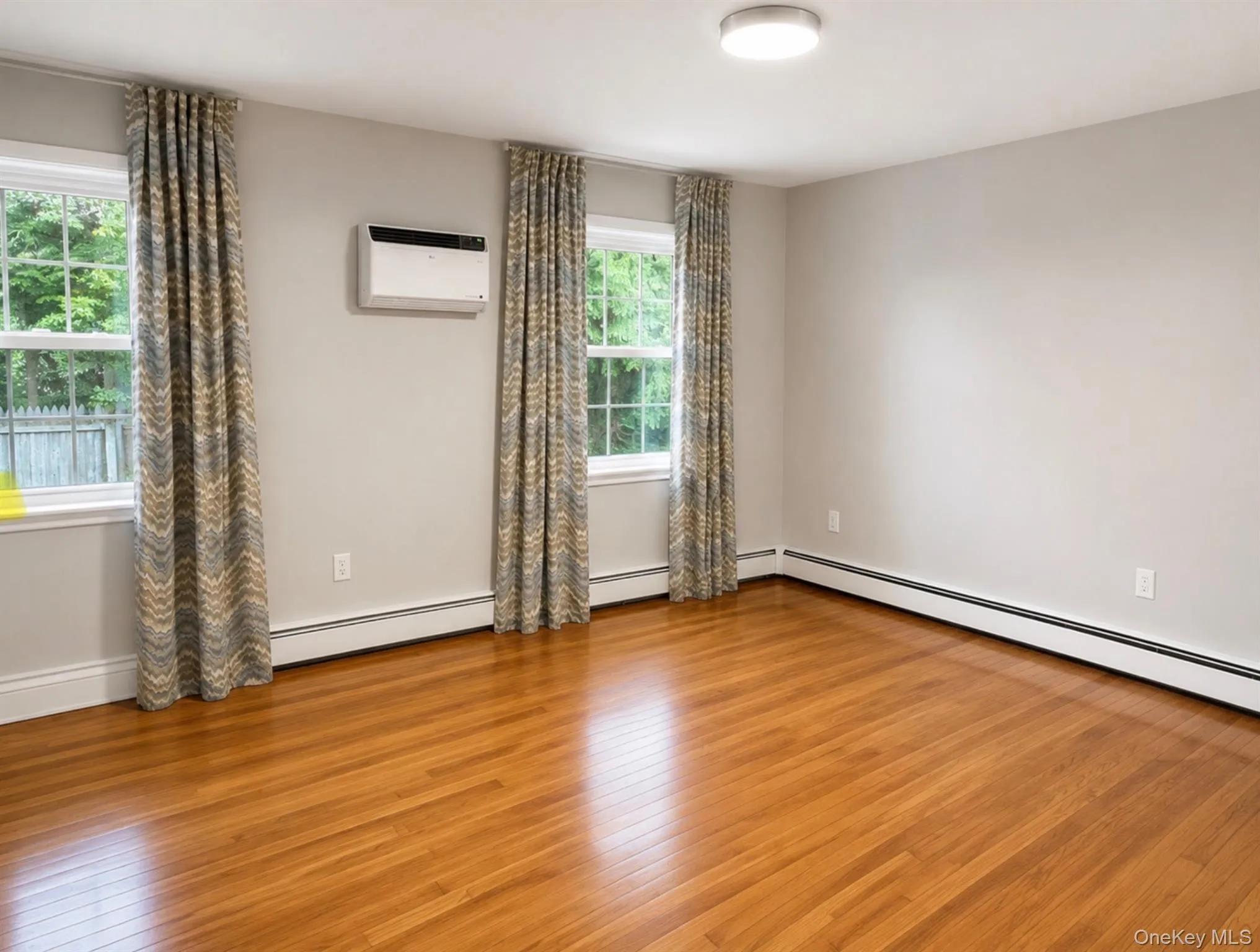 6 Holly Lane, Southampton, NY, 3 Bedrooms Bedrooms, 8 Rooms Rooms,2 BathroomsBathrooms,Residential Lease,For Rent,Holly,0,1019833 6 Holly Lane, Southampton, NY, 3 Bedrooms Bedrooms, 8 Rooms Rooms,2 BathroomsBathrooms,Residential Lease,For Rent,Holly,0,1019833