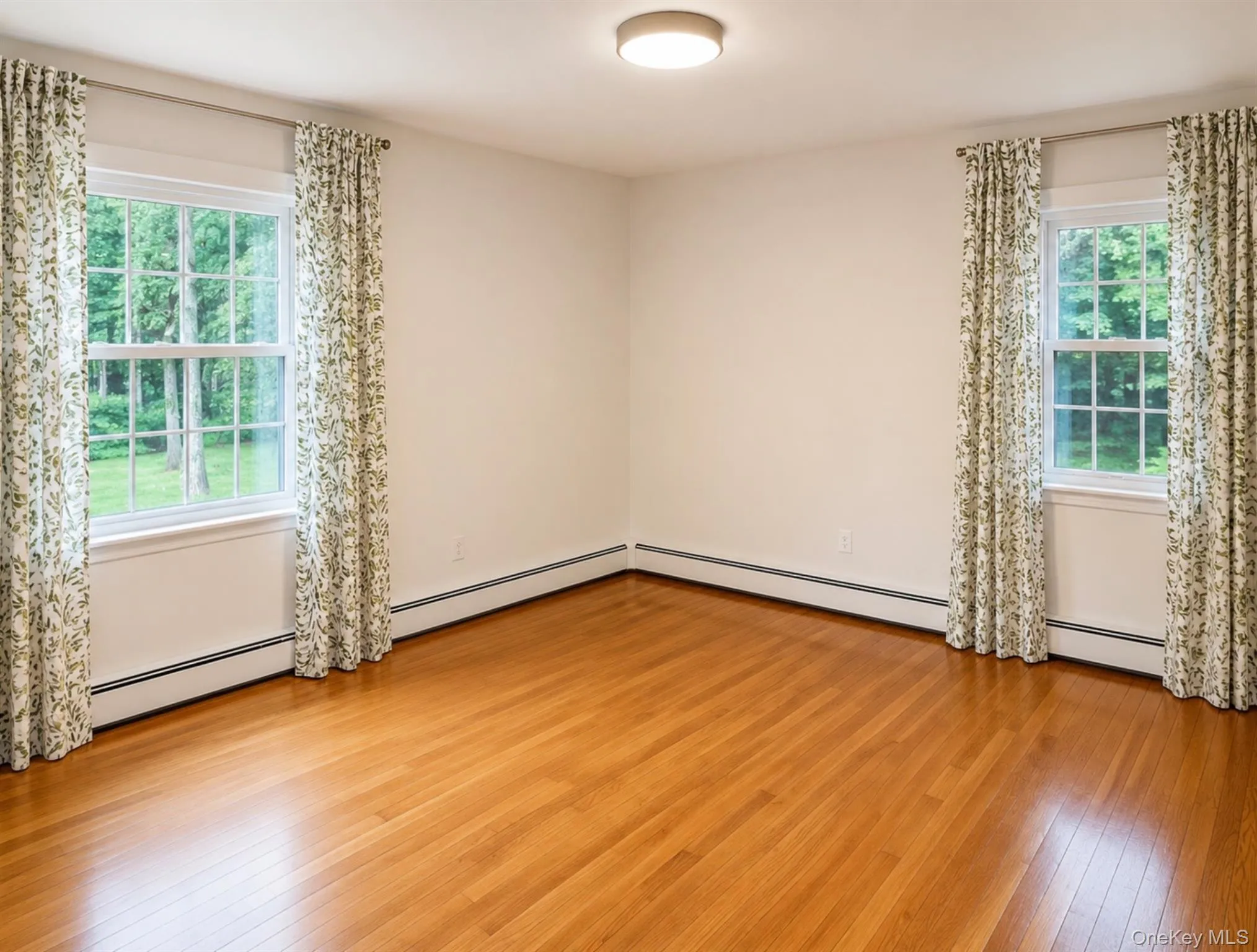 6 Holly Lane, Southampton, NY, 3 Bedrooms Bedrooms, 8 Rooms Rooms,2 BathroomsBathrooms,Residential Lease,For Rent,Holly,0,1019833 6 Holly Lane, Southampton, NY, 3 Bedrooms Bedrooms, 8 Rooms Rooms,2 BathroomsBathrooms,Residential Lease,For Rent,Holly,0,1019833