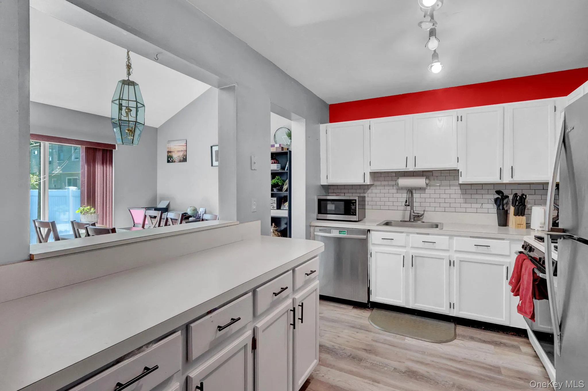 6 Beech Street, Islip, NY, 2 Bedrooms Bedrooms, 8 Rooms Rooms,1 BathroomBathrooms,Residential,For Rent,Beech,0,1019838 6 Beech Street, Islip, NY, 2 Bedrooms Bedrooms, 8 Rooms Rooms,1 BathroomBathrooms,Residential,For Rent,Beech,0,1019838