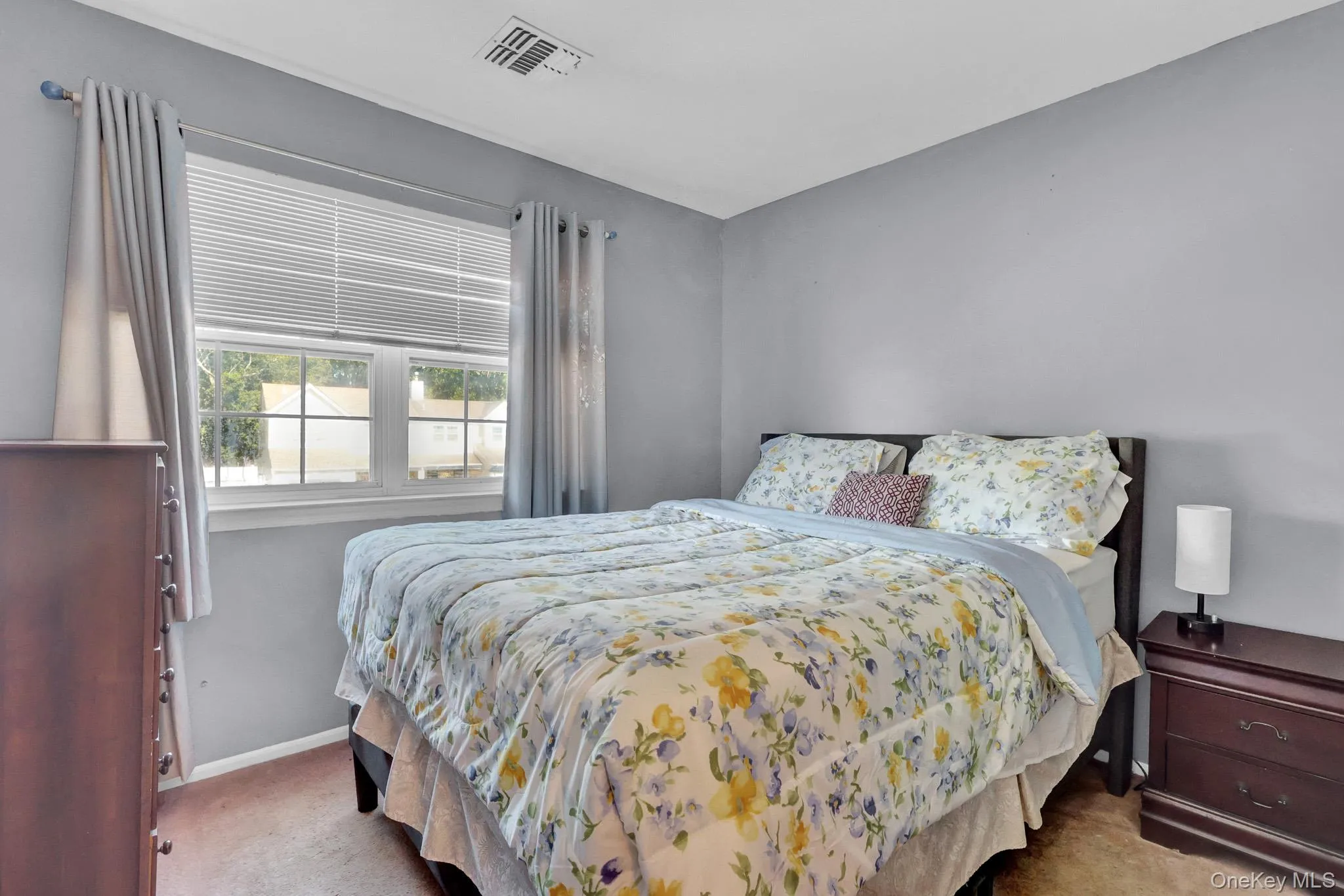 6 Beech Street, Islip, NY, 2 Bedrooms Bedrooms, 8 Rooms Rooms,1 BathroomBathrooms,Residential,For Rent,Beech,0,1019838 6 Beech Street, Islip, NY, 2 Bedrooms Bedrooms, 8 Rooms Rooms,1 BathroomBathrooms,Residential,For Rent,Beech,0,1019838