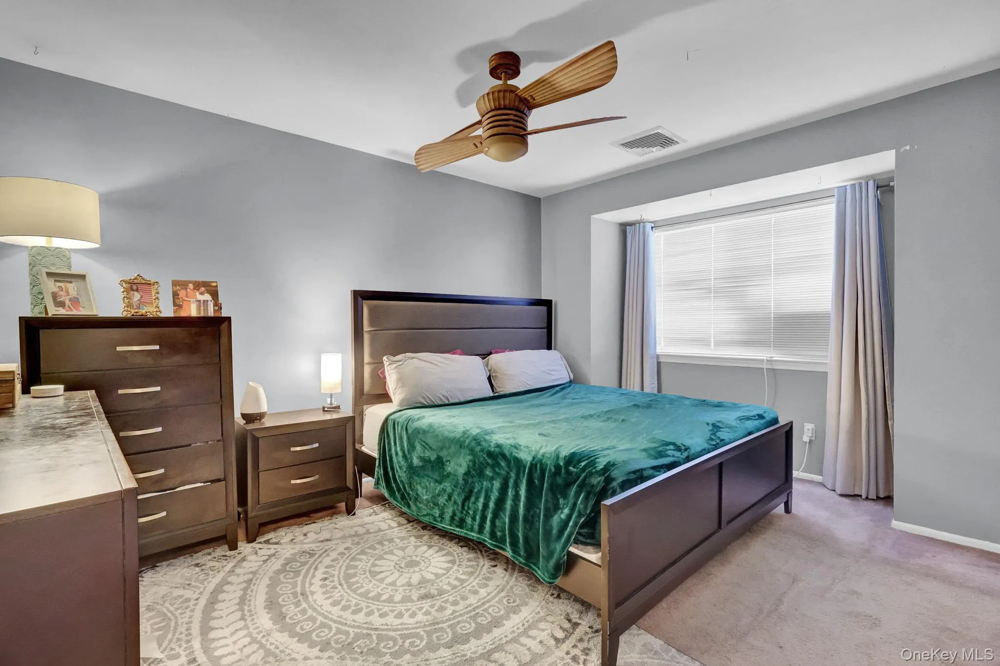 6 Beech Street, Islip, NY, 2 Bedrooms Bedrooms, 8 Rooms Rooms,1 BathroomBathrooms,Residential,For Rent,Beech,0,1019838 6 Beech Street, Islip, NY, 2 Bedrooms Bedrooms, 8 Rooms Rooms,1 BathroomBathrooms,Residential,For Rent,Beech,0,1019838