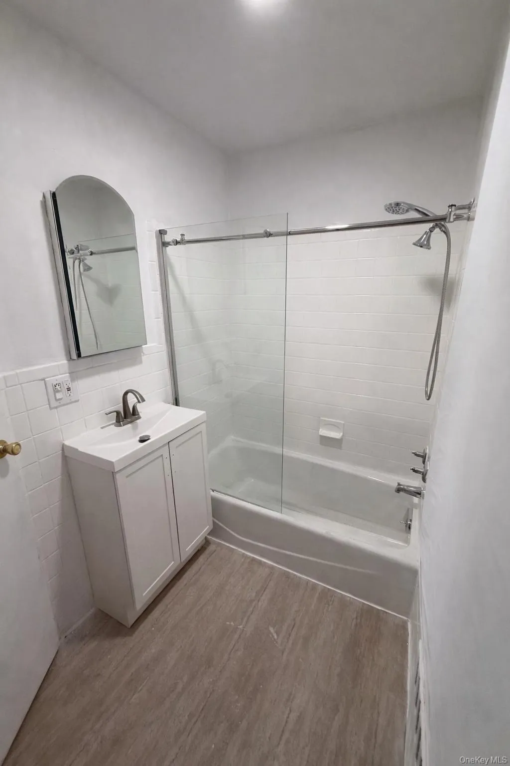 149 Beech Street, Yonkers, NY, 2 Bedrooms Bedrooms, 3 Rooms Rooms,1 BathroomBathrooms,Residential Lease,For Rent,Beech,0,1019840 149 Beech Street, Yonkers, NY, 2 Bedrooms Bedrooms, 3 Rooms Rooms,1 BathroomBathrooms,Residential Lease,For Rent,Beech,0,1019840