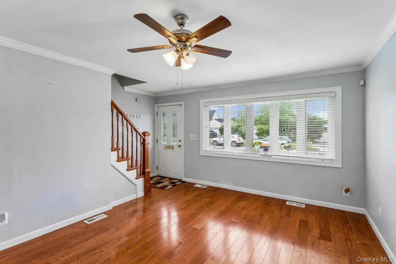 3 Hillcrest Drive, North Hempstead, NY, 4 Bedrooms Bedrooms, 9 Rooms Rooms,2 BathroomsBathrooms,Residential,For Rent,Hillcrest,0,1019842 3 Hillcrest Drive, North Hempstead, NY, 4 Bedrooms Bedrooms, 9 Rooms Rooms,2 BathroomsBathrooms,Residential,For Rent,Hillcrest,0,1019842