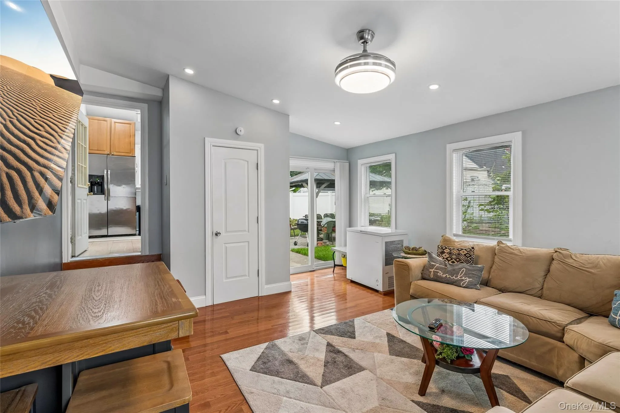 3 Hillcrest Drive, North Hempstead, NY, 4 Bedrooms Bedrooms, 9 Rooms Rooms,2 BathroomsBathrooms,Residential,For Rent,Hillcrest,0,1019842 3 Hillcrest Drive, North Hempstead, NY, 4 Bedrooms Bedrooms, 9 Rooms Rooms,2 BathroomsBathrooms,Residential,For Rent,Hillcrest,0,1019842