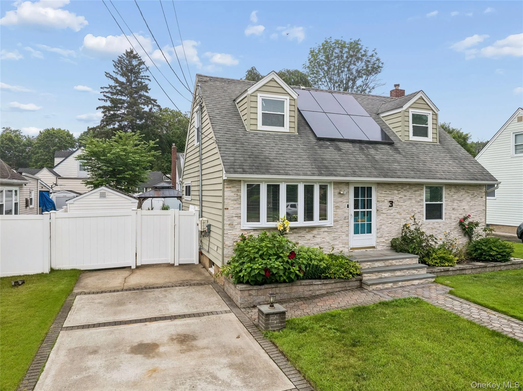 3 Hillcrest Drive, North Hempstead, NY, 4 Bedrooms Bedrooms, 9 Rooms Rooms,2 BathroomsBathrooms,Residential,For Rent,Hillcrest,0,1019842 3 Hillcrest Drive, North Hempstead, NY, 4 Bedrooms Bedrooms, 9 Rooms Rooms,2 BathroomsBathrooms,Residential,For Rent,Hillcrest,0,1019842