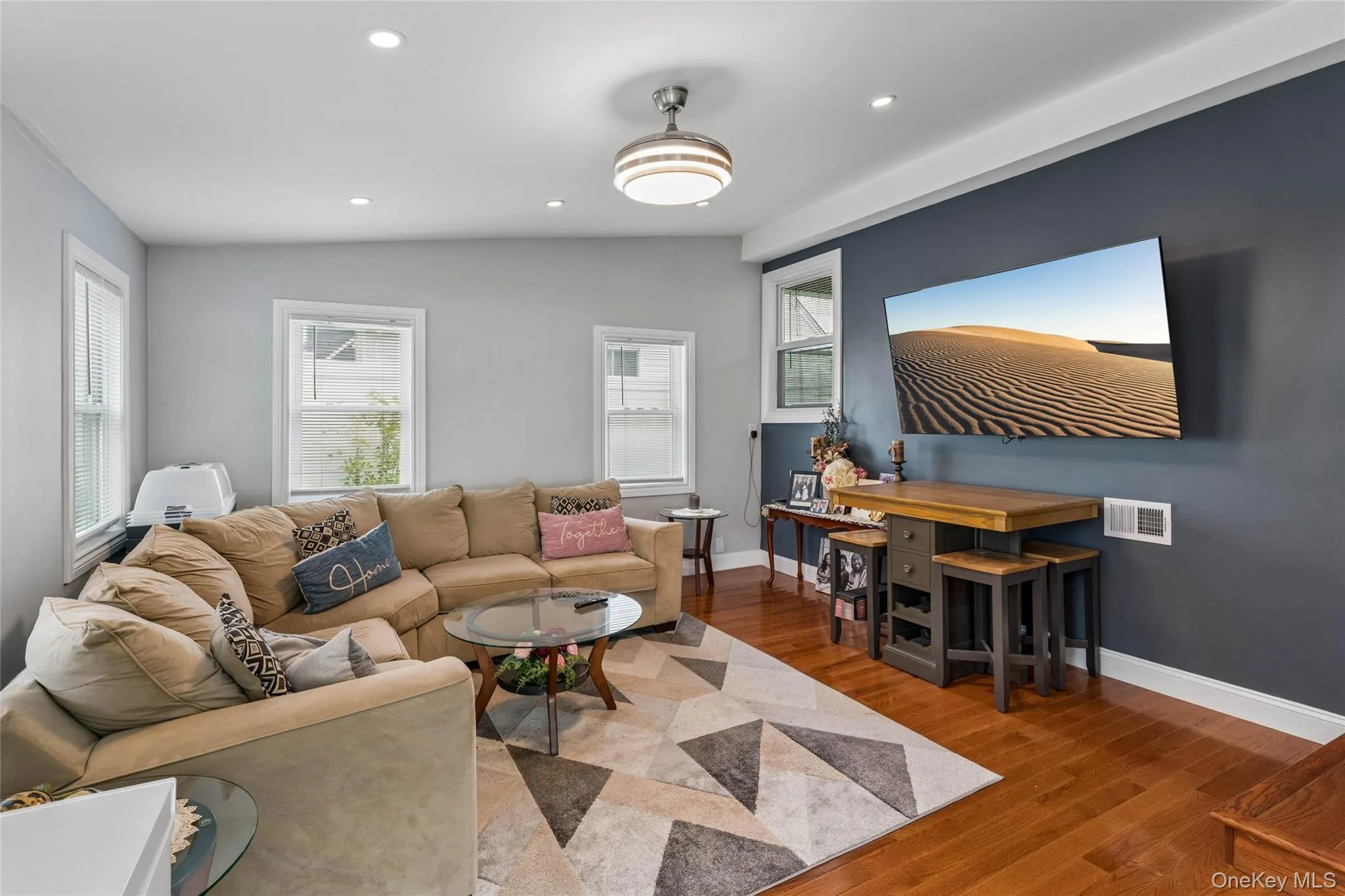 3 Hillcrest Drive, North Hempstead, NY, 4 Bedrooms Bedrooms, 9 Rooms Rooms,2 BathroomsBathrooms,Residential,For Rent,Hillcrest,0,1019842 3 Hillcrest Drive, North Hempstead, NY, 4 Bedrooms Bedrooms, 9 Rooms Rooms,2 BathroomsBathrooms,Residential,For Rent,Hillcrest,0,1019842