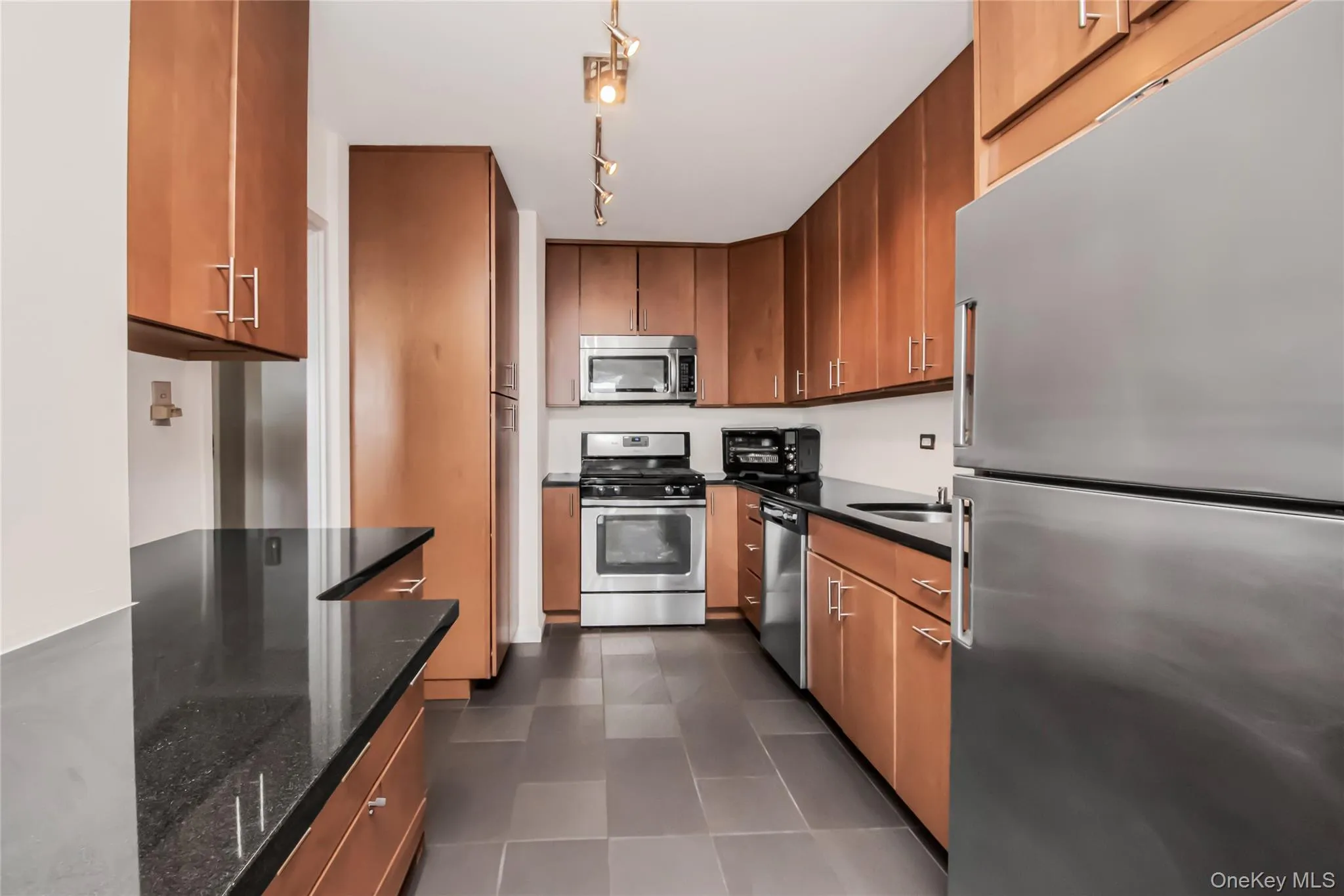 2500 Johnson Avenue, New York, NY, 1 Bedroom Bedrooms, 4 Rooms Rooms,1 BathroomBathrooms,Residential,For Rent,Johnson,0,1019854 2500 Johnson Avenue, New York, NY, 1 Bedroom Bedrooms, 4 Rooms Rooms,1 BathroomBathrooms,Residential,For Rent,Johnson,0,1019854