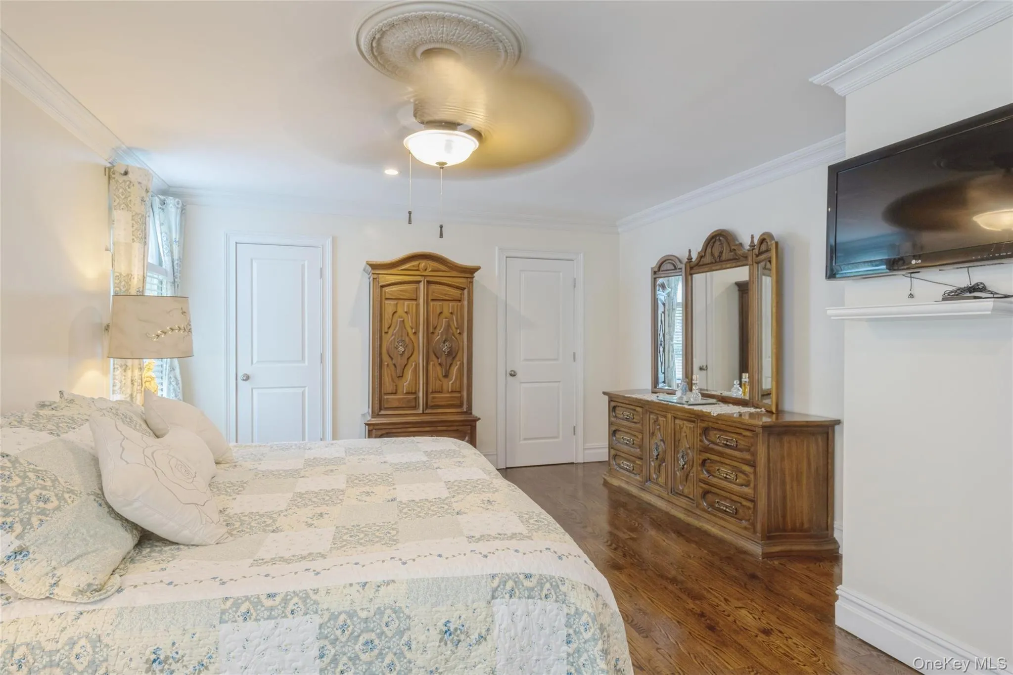 43 Viola Drive, Glen Cove, NY, 5 Bedrooms Bedrooms, 9 Rooms Rooms,2 BathroomsBathrooms,Residential,For Rent,Viola,0,1019856 43 Viola Drive, Glen Cove, NY, 5 Bedrooms Bedrooms, 9 Rooms Rooms,2 BathroomsBathrooms,Residential,For Rent,Viola,0,1019856