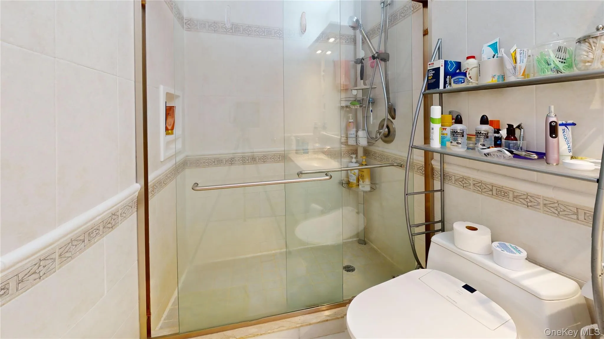 1 Bay Club Drive, New York, NY, 1 Bedroom Bedrooms, 3 Rooms Rooms,1 BathroomBathrooms,Residential,For Rent,Bay Club,0,1019857 1 Bay Club Drive, New York, NY, 1 Bedroom Bedrooms, 3 Rooms Rooms,1 BathroomBathrooms,Residential,For Rent,Bay Club,0,1019857