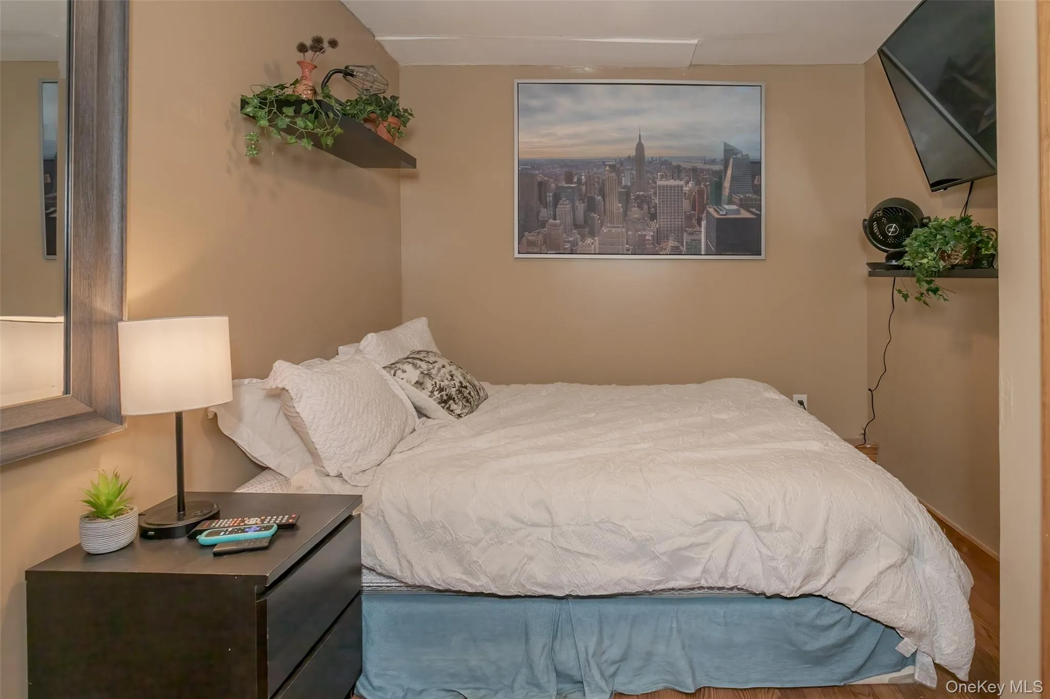 31 Main, Warwick (town), NY, 2 Bedrooms Bedrooms, 5 Rooms Rooms,1 BathroomBathrooms,Residential Lease,For Rent,Main,0,1019858 31 Main, Warwick (town), NY, 2 Bedrooms Bedrooms, 5 Rooms Rooms,1 BathroomBathrooms,Residential Lease,For Rent,Main,0,1019858