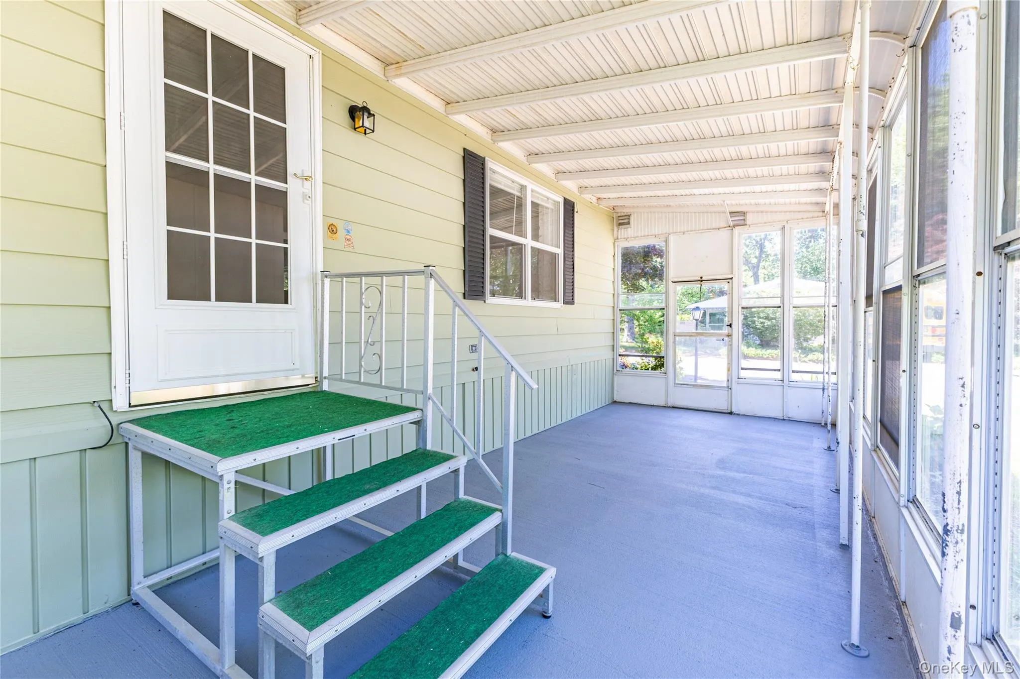 525 Riverleigh Avenue, Riverhead, NY, 2 Bedrooms Bedrooms, 7 Rooms Rooms,2 BathroomsBathrooms,Residential,For Rent,Riverleigh,0,1019861 525 Riverleigh Avenue, Riverhead, NY, 2 Bedrooms Bedrooms, 7 Rooms Rooms,2 BathroomsBathrooms,Residential,For Rent,Riverleigh,0,1019861