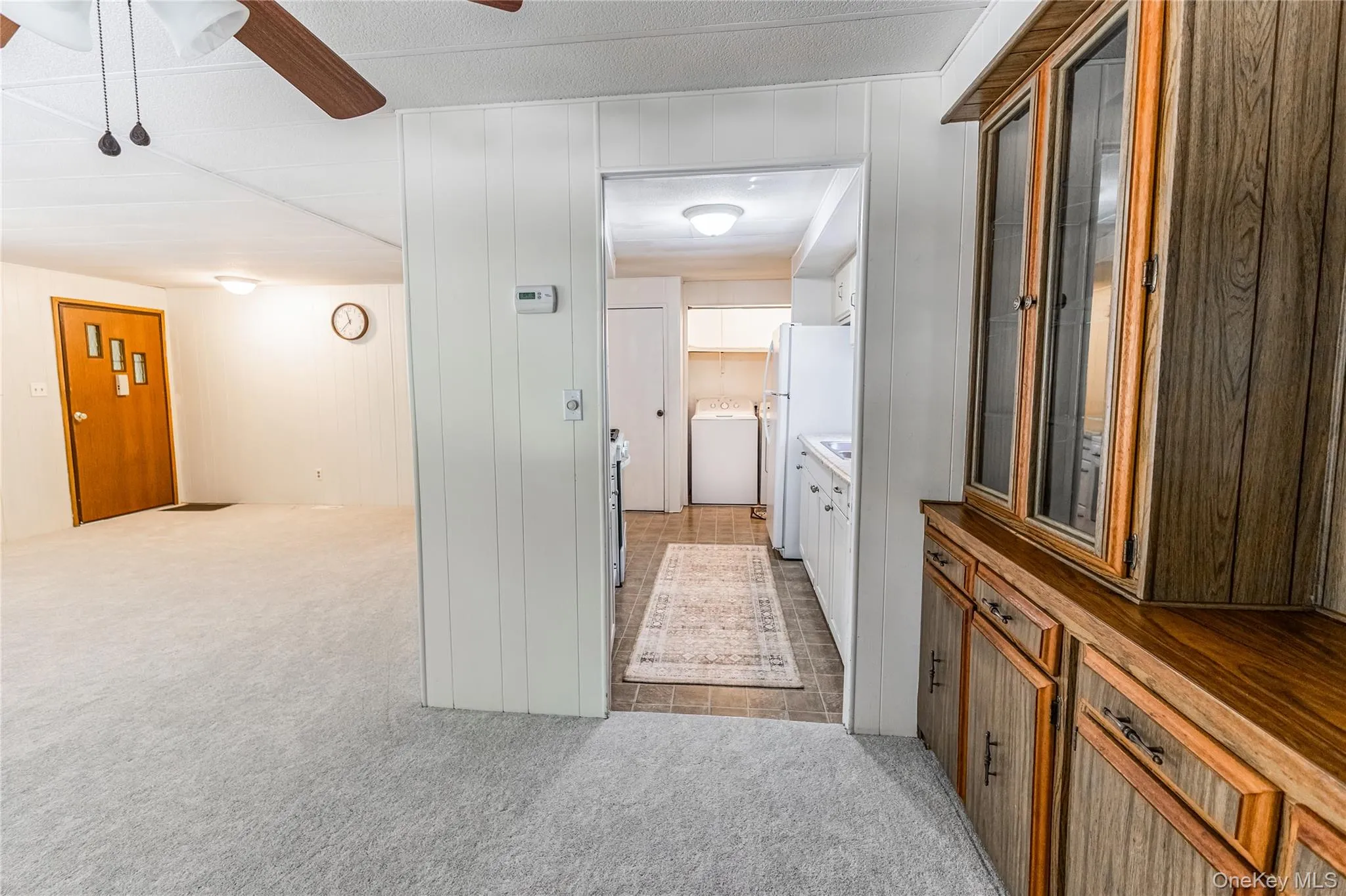 525 Riverleigh Avenue, Riverhead, NY, 2 Bedrooms Bedrooms, 7 Rooms Rooms,2 BathroomsBathrooms,Residential,For Rent,Riverleigh,0,1019861 525 Riverleigh Avenue, Riverhead, NY, 2 Bedrooms Bedrooms, 7 Rooms Rooms,2 BathroomsBathrooms,Residential,For Rent,Riverleigh,0,1019861