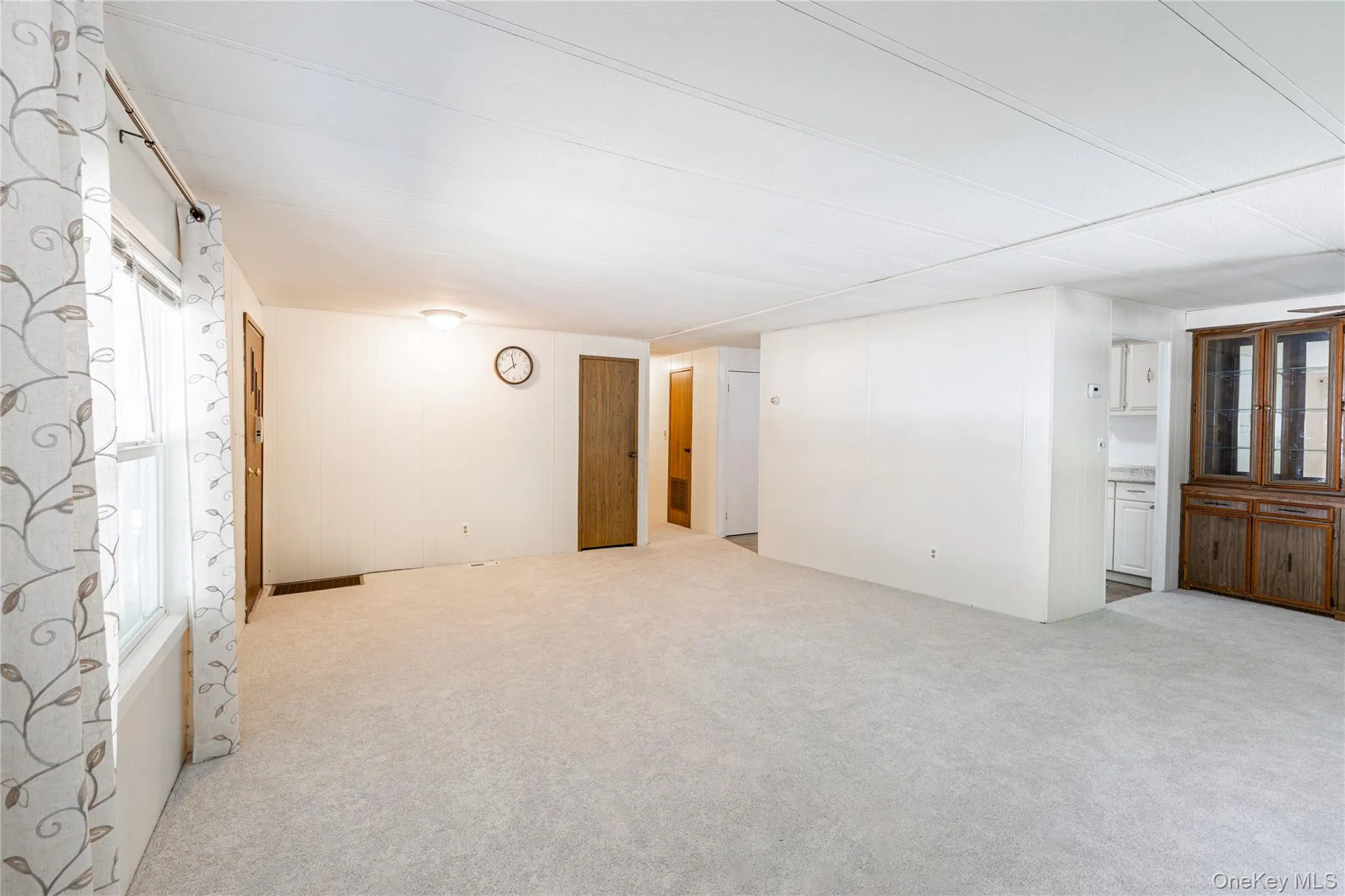 525 Riverleigh Avenue, Riverhead, NY, 2 Bedrooms Bedrooms, 7 Rooms Rooms,2 BathroomsBathrooms,Residential,For Rent,Riverleigh,0,1019861 525 Riverleigh Avenue, Riverhead, NY, 2 Bedrooms Bedrooms, 7 Rooms Rooms,2 BathroomsBathrooms,Residential,For Rent,Riverleigh,0,1019861