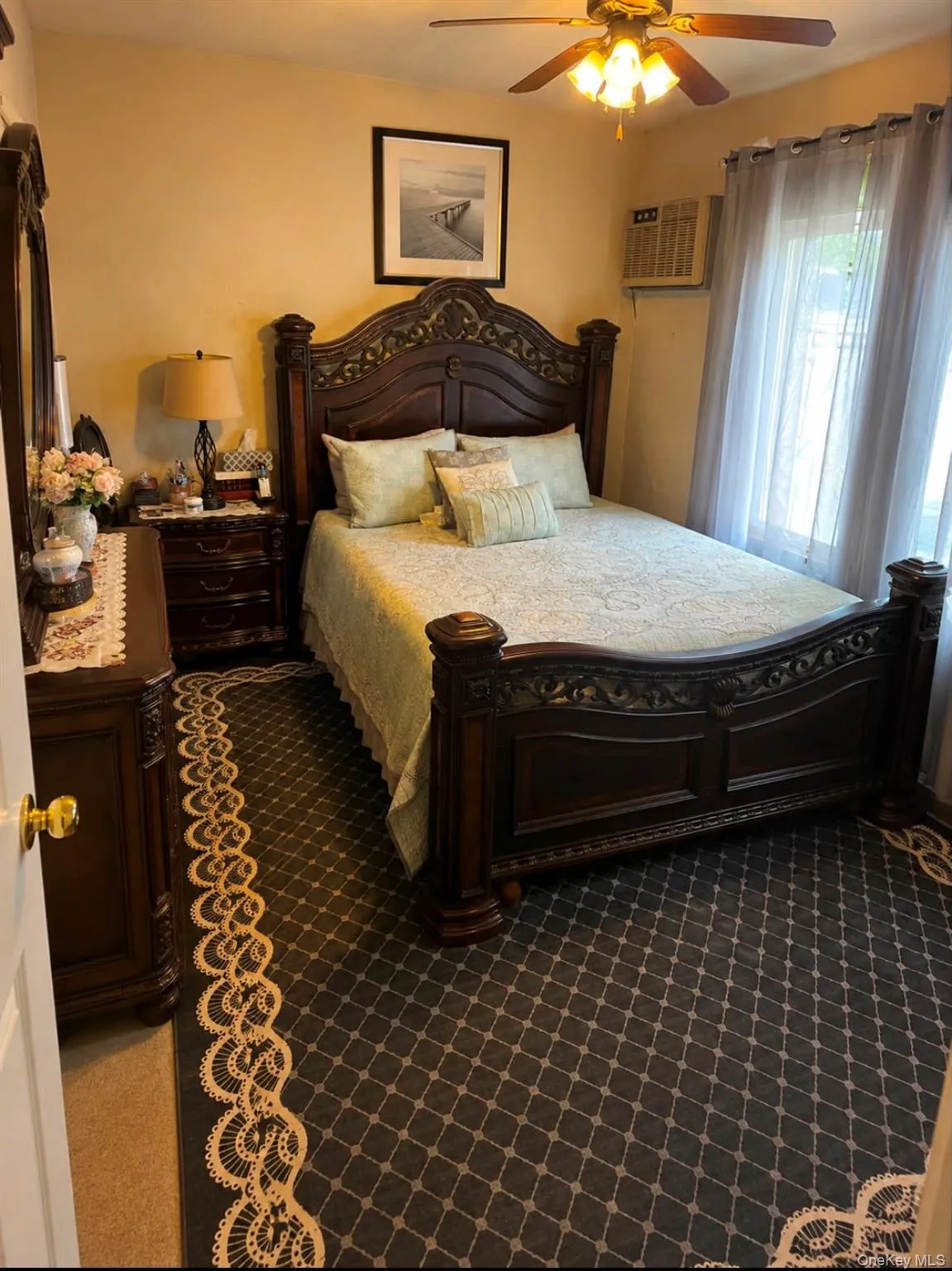 77-06 97th Avenue, New York, NY, 3 Bedrooms Bedrooms, 10 Rooms Rooms,2 BathroomsBathrooms,Residential,For Rent,97th,0,1019864 77-06 97th Avenue, New York, NY, 3 Bedrooms Bedrooms, 10 Rooms Rooms,2 BathroomsBathrooms,Residential,For Rent,97th,0,1019864