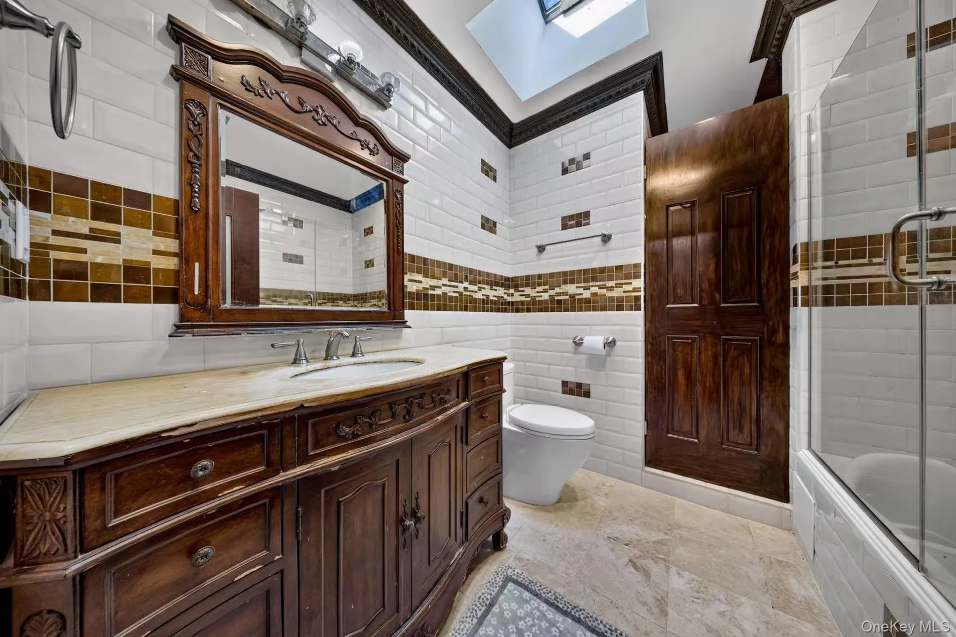 242-14 83rd Avenue, New York, NY, 5 Bedrooms Bedrooms, 12 Rooms Rooms,5 BathroomsBathrooms,Residential,For Rent,83rd,0,1019866 242-14 83rd Avenue, New York, NY, 5 Bedrooms Bedrooms, 12 Rooms Rooms,5 BathroomsBathrooms,Residential,For Rent,83rd,0,1019866