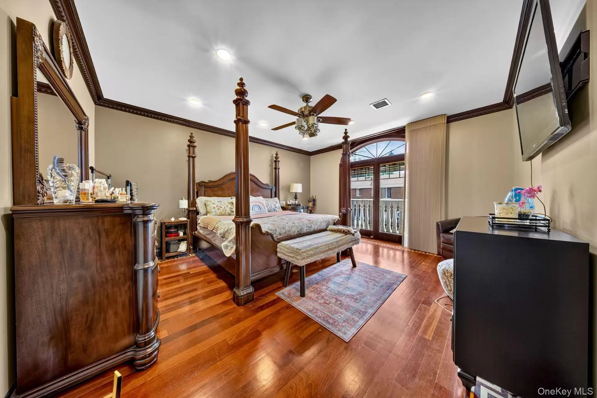 242-14 83rd Avenue, New York, NY, 5 Bedrooms Bedrooms, 12 Rooms Rooms,5 BathroomsBathrooms,Residential,For Rent,83rd,0,1019866 242-14 83rd Avenue, New York, NY, 5 Bedrooms Bedrooms, 12 Rooms Rooms,5 BathroomsBathrooms,Residential,For Rent,83rd,0,1019866