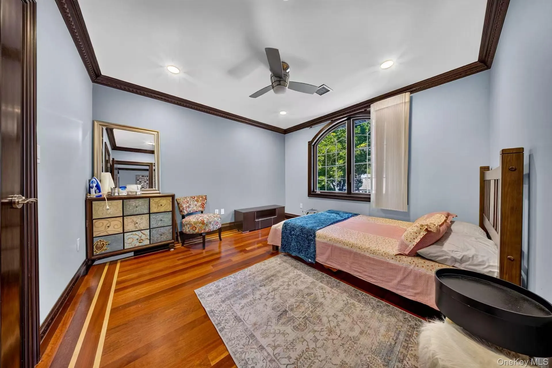 242-14 83rd Avenue, New York, NY, 5 Bedrooms Bedrooms, 12 Rooms Rooms,5 BathroomsBathrooms,Residential,For Rent,83rd,0,1019866 242-14 83rd Avenue, New York, NY, 5 Bedrooms Bedrooms, 12 Rooms Rooms,5 BathroomsBathrooms,Residential,For Rent,83rd,0,1019866