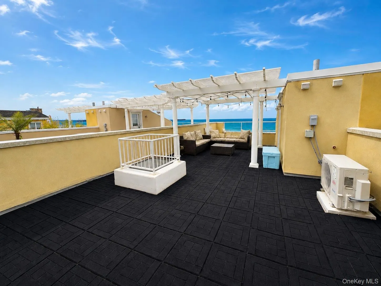 101-06 Shore Front Parkway, New York, NY, 2 Bedrooms Bedrooms, 6 Rooms Rooms,2 BathroomsBathrooms,Residential,For Rent,Shore Front,0,1019868 101-06 Shore Front Parkway, New York, NY, 2 Bedrooms Bedrooms, 6 Rooms Rooms,2 BathroomsBathrooms,Residential,For Rent,Shore Front,0,1019868