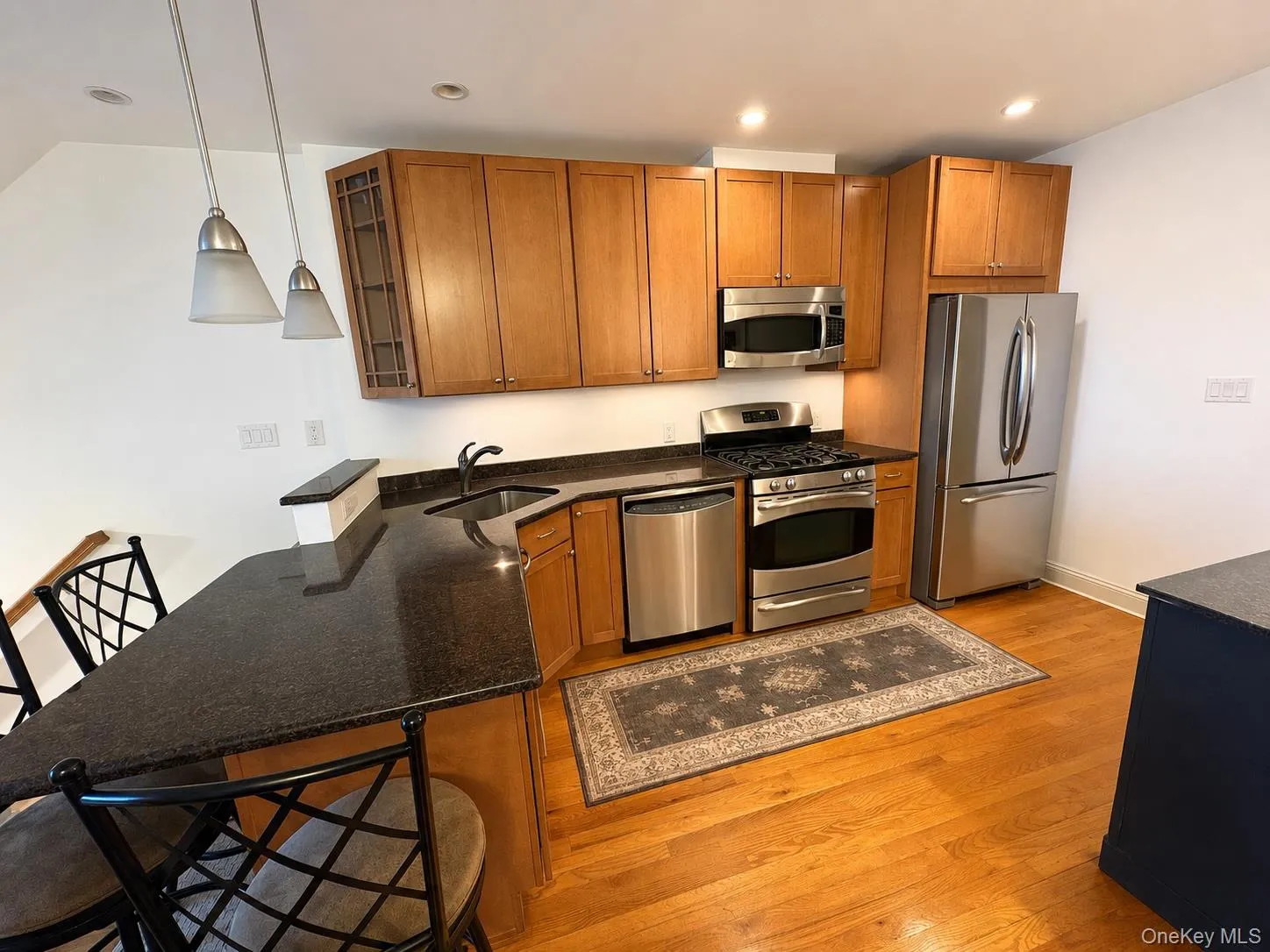 101-06 Shore Front Parkway, New York, NY, 2 Bedrooms Bedrooms, 6 Rooms Rooms,2 BathroomsBathrooms,Residential,For Rent,Shore Front,0,1019868 101-06 Shore Front Parkway, New York, NY, 2 Bedrooms Bedrooms, 6 Rooms Rooms,2 BathroomsBathrooms,Residential,For Rent,Shore Front,0,1019868