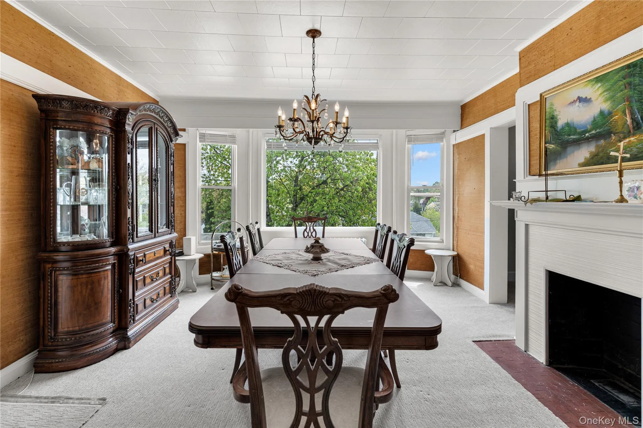 1st floor formal Dining room 1st floor formal Dining room