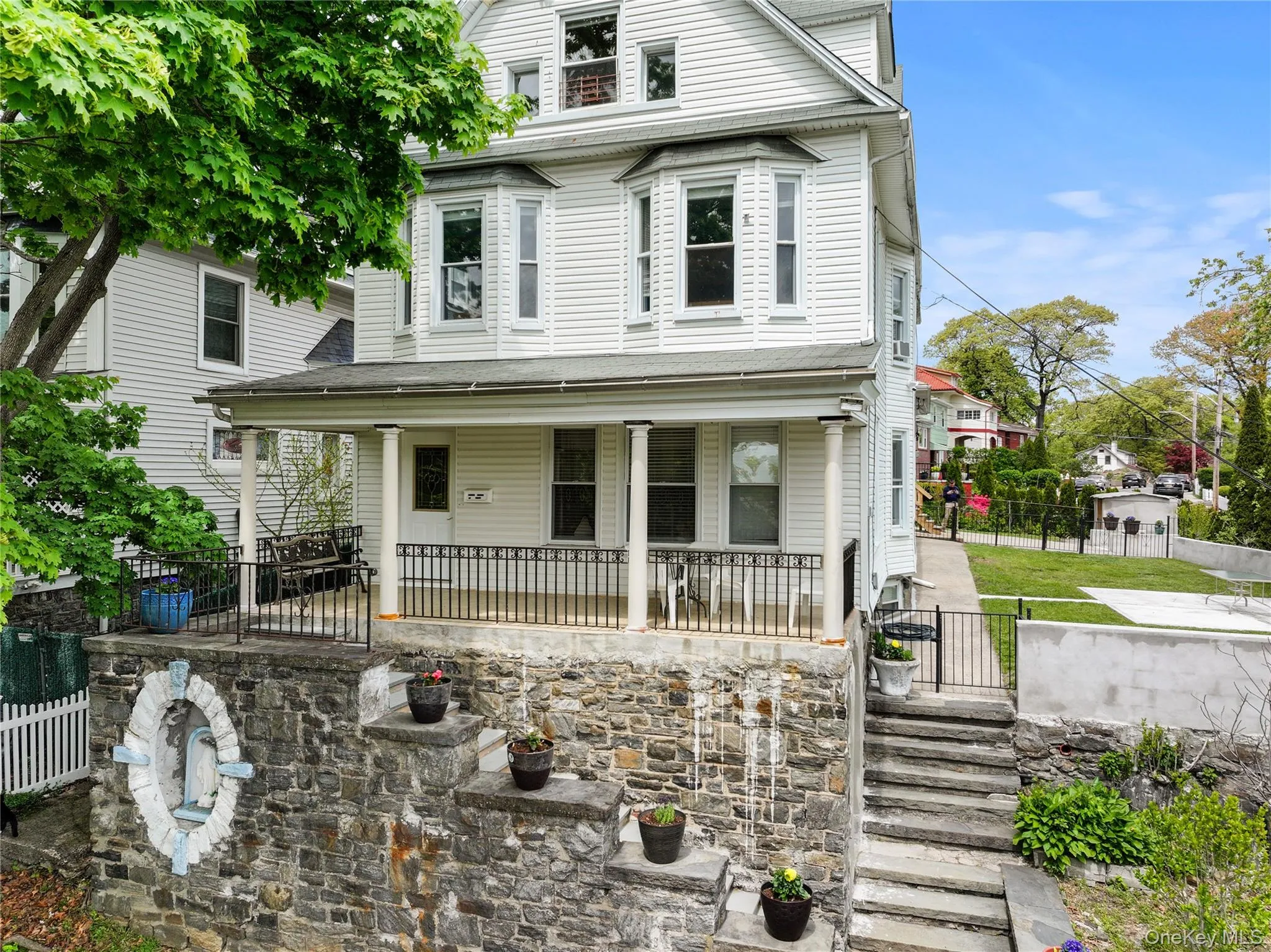 21 Wendover Road, Yonkers, NY, 7 Bedrooms Bedrooms, 13 Rooms Rooms,4 BathroomsBathrooms,Residential,For Rent,Wendover,0,1019872 21 Wendover Road, Yonkers, NY, 7 Bedrooms Bedrooms, 13 Rooms Rooms,4 BathroomsBathrooms,Residential,For Rent,Wendover,0,1019872