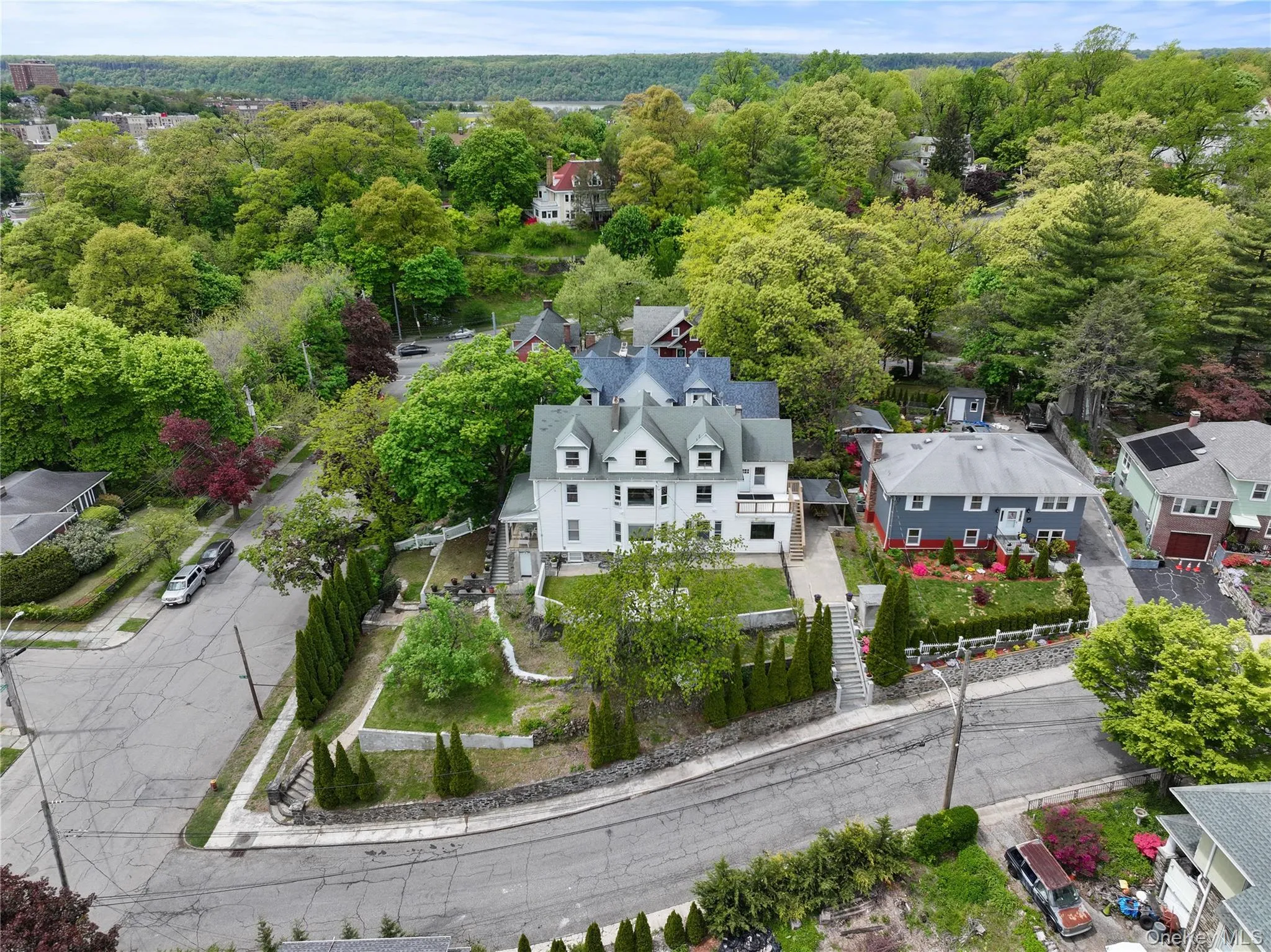 21 Wendover Road, Yonkers, NY, 7 Bedrooms Bedrooms, 13 Rooms Rooms,4 BathroomsBathrooms,Residential,For Rent,Wendover,0,1019872 21 Wendover Road, Yonkers, NY, 7 Bedrooms Bedrooms, 13 Rooms Rooms,4 BathroomsBathrooms,Residential,For Rent,Wendover,0,1019872