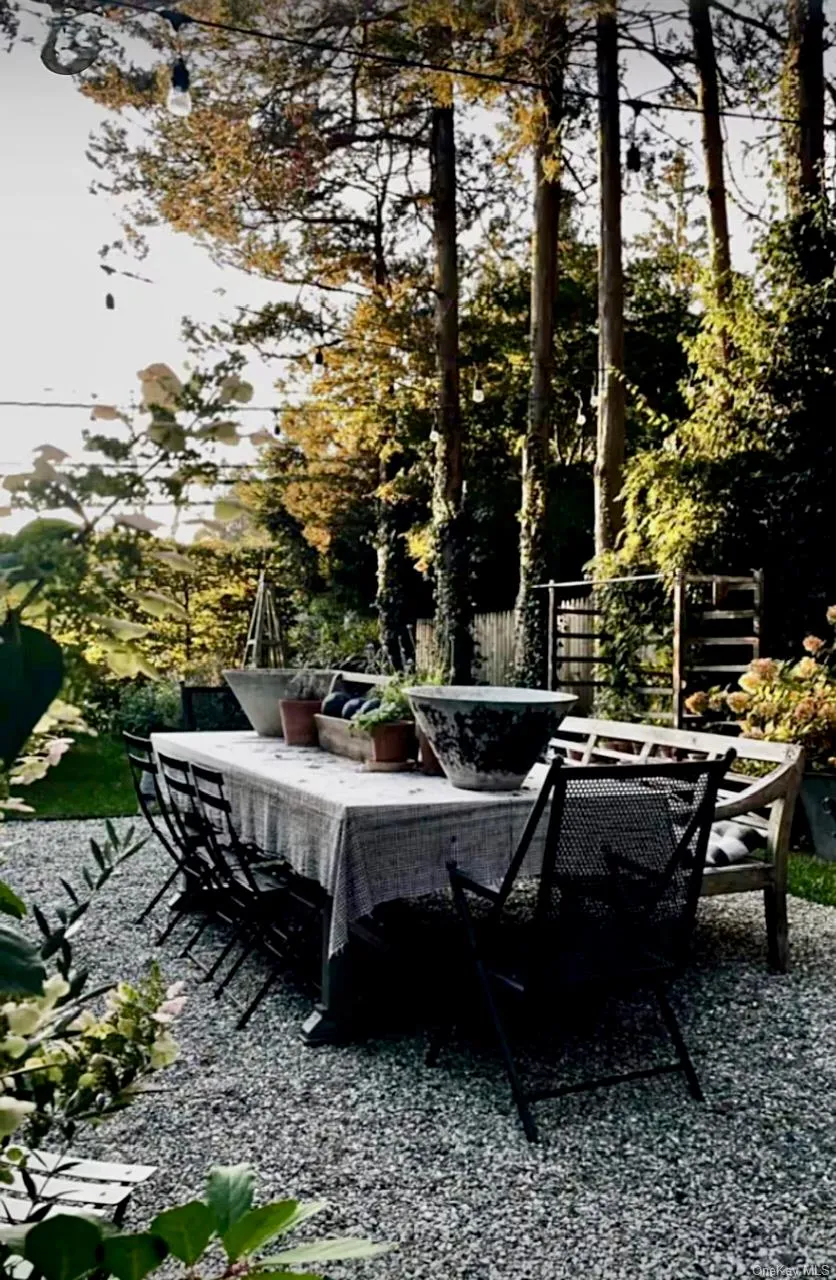259 Westchester Avenue, Pound Ridge, NY, 3 Bedrooms Bedrooms, 8 Rooms Rooms,2 BathroomsBathrooms,Residential,For Rent,Westchester,0,1019874 259 Westchester Avenue, Pound Ridge, NY, 3 Bedrooms Bedrooms, 8 Rooms Rooms,2 BathroomsBathrooms,Residential,For Rent,Westchester,0,1019874