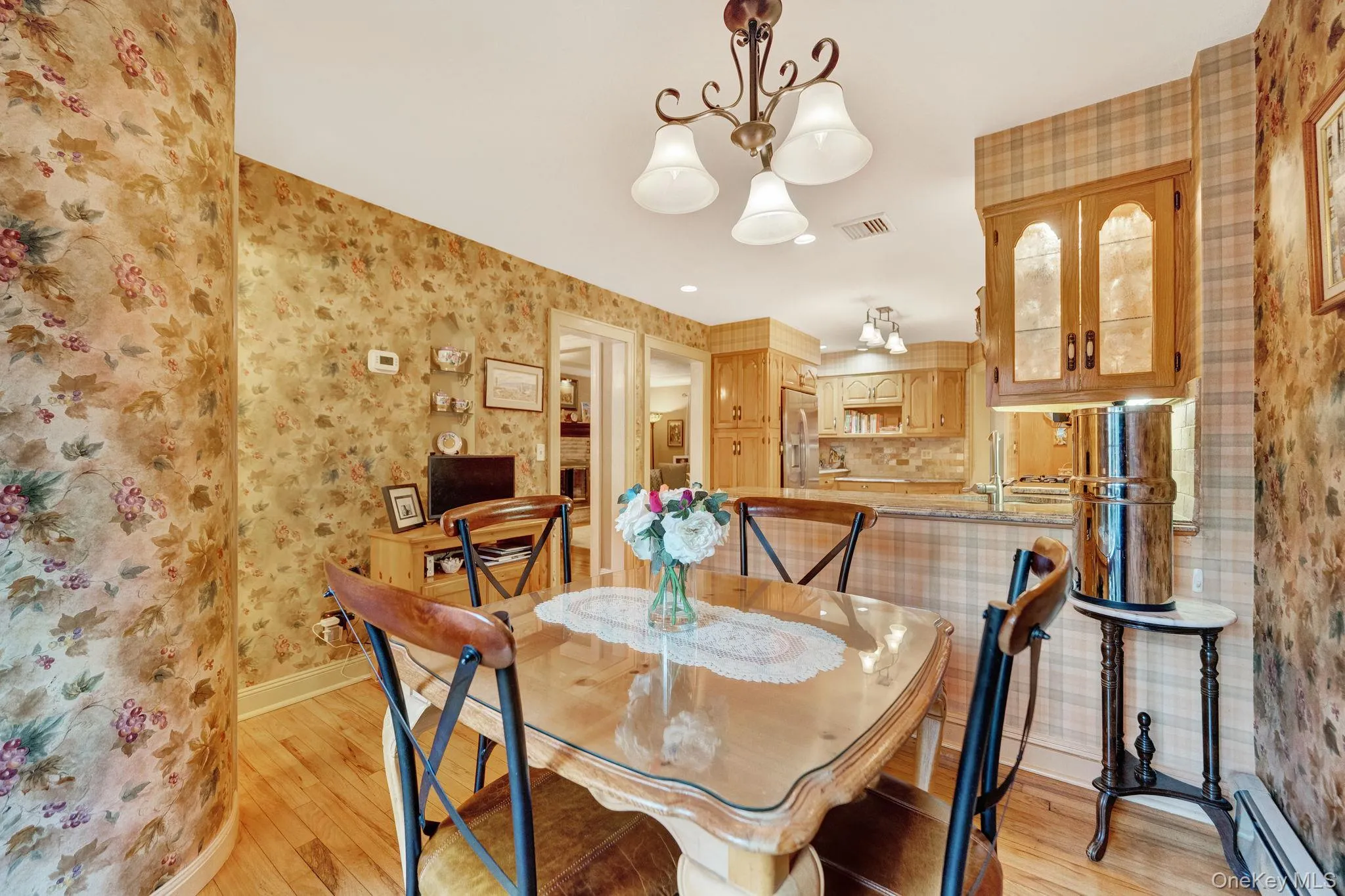 179 Scarcliffe Drive, Hempstead, NY, 3 Bedrooms Bedrooms, 7 Rooms Rooms,1 BathroomBathrooms,Residential,For Rent,Scarcliffe,0,1019875 179 Scarcliffe Drive, Hempstead, NY, 3 Bedrooms Bedrooms, 7 Rooms Rooms,1 BathroomBathrooms,Residential,For Rent,Scarcliffe,0,1019875