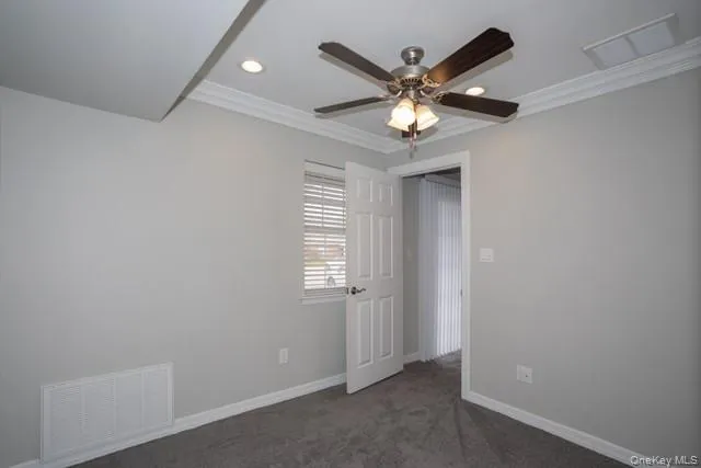125 Westwood Drive, North Hempstead, NY, 2 Bedrooms Bedrooms, 5 Rooms Rooms,2 BathroomsBathrooms,Residential Lease,For Rent,Westwood,0,1019876 125 Westwood Drive, North Hempstead, NY, 2 Bedrooms Bedrooms, 5 Rooms Rooms,2 BathroomsBathrooms,Residential Lease,For Rent,Westwood,0,1019876