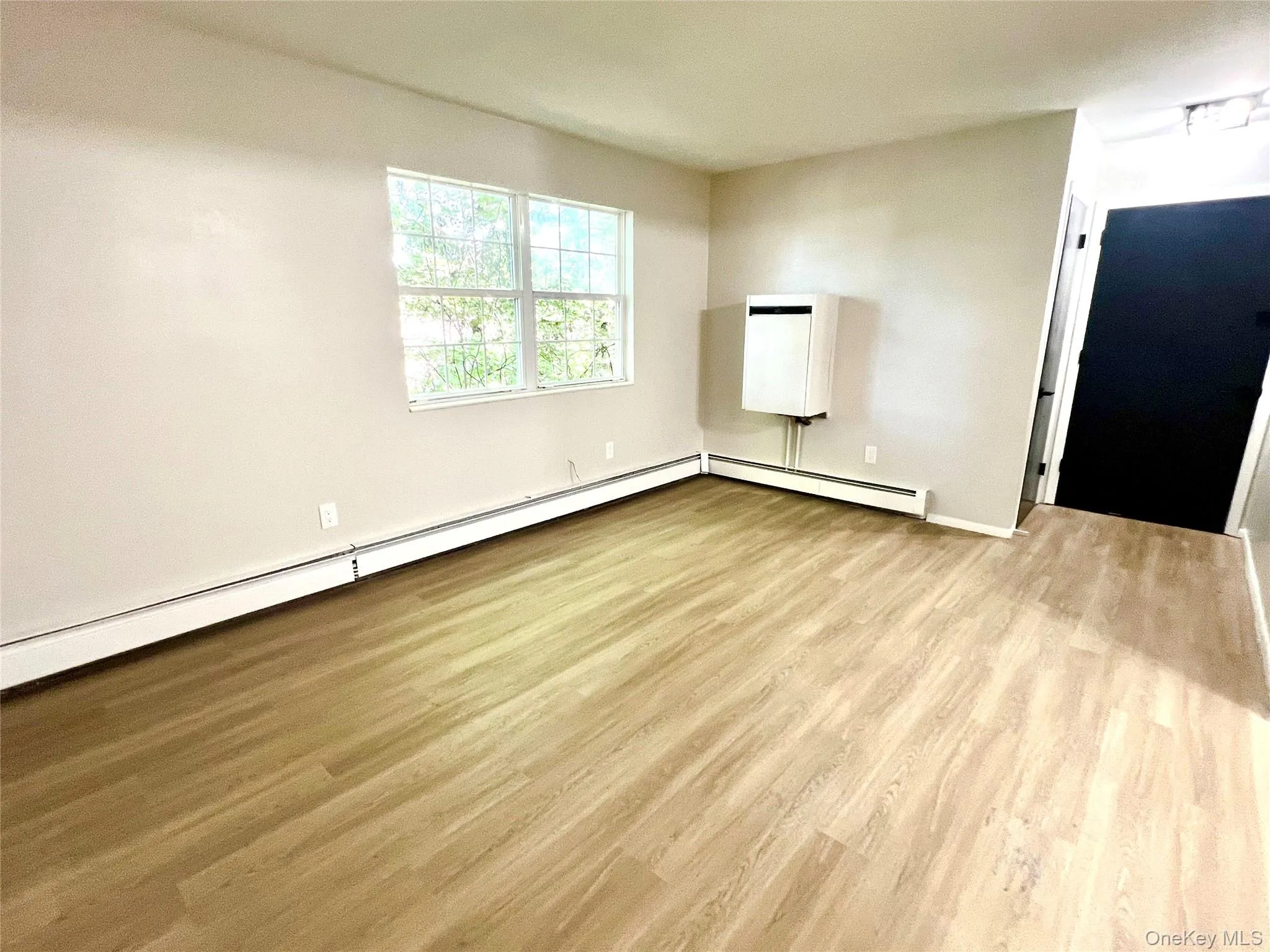 13-19 Cole Street, Port Jervis, NY, 1 Bedroom Bedrooms, 4 Rooms Rooms,1 BathroomBathrooms,Residential Lease,For Rent,Cole,0,1019879 13-19 Cole Street, Port Jervis, NY, 1 Bedroom Bedrooms, 4 Rooms Rooms,1 BathroomBathrooms,Residential Lease,For Rent,Cole,0,1019879