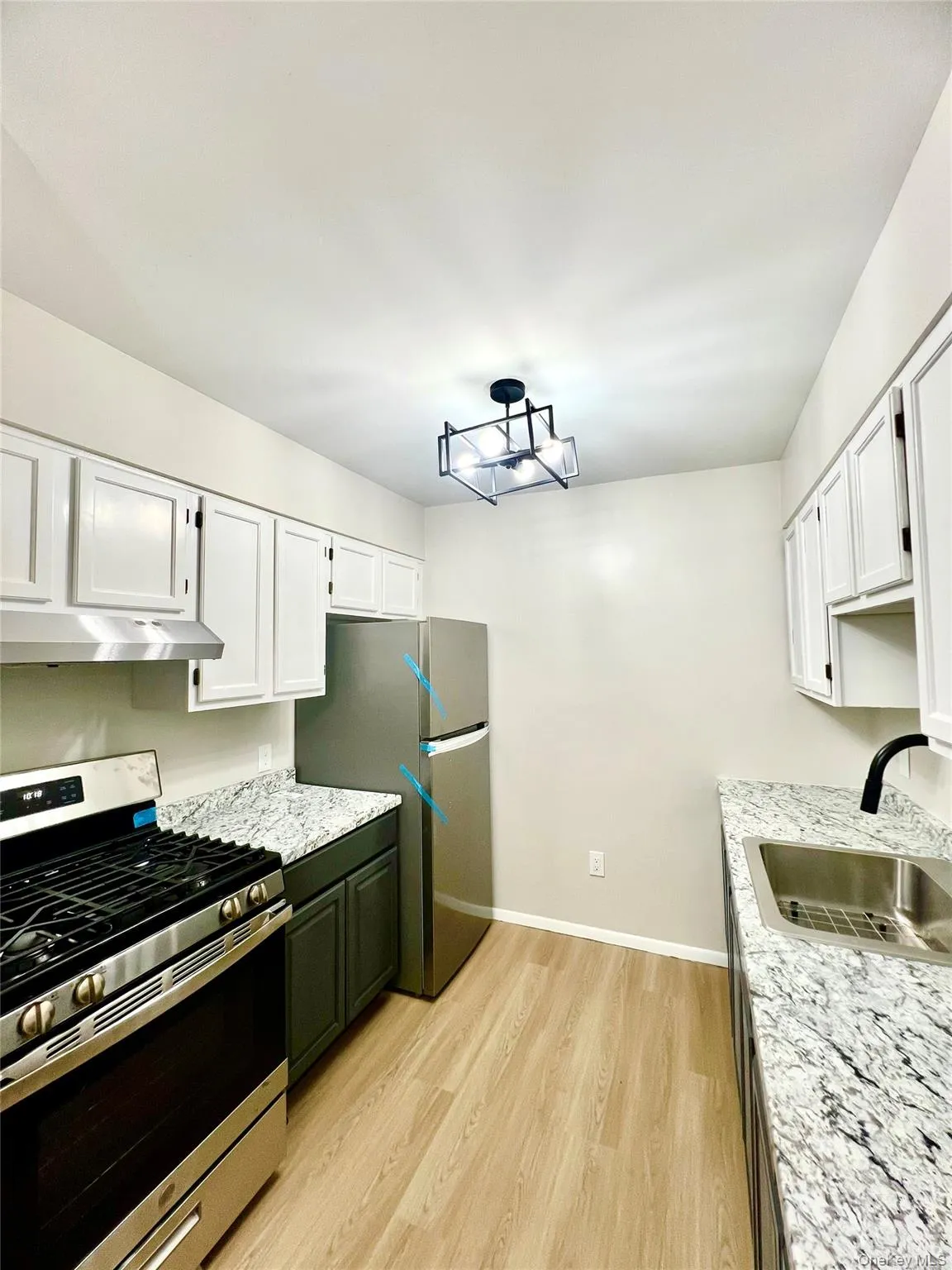 13-19 Cole Street, Port Jervis, NY, 1 Bedroom Bedrooms, 4 Rooms Rooms,1 BathroomBathrooms,Residential Lease,For Rent,Cole,0,1019879 13-19 Cole Street, Port Jervis, NY, 1 Bedroom Bedrooms, 4 Rooms Rooms,1 BathroomBathrooms,Residential Lease,For Rent,Cole,0,1019879
