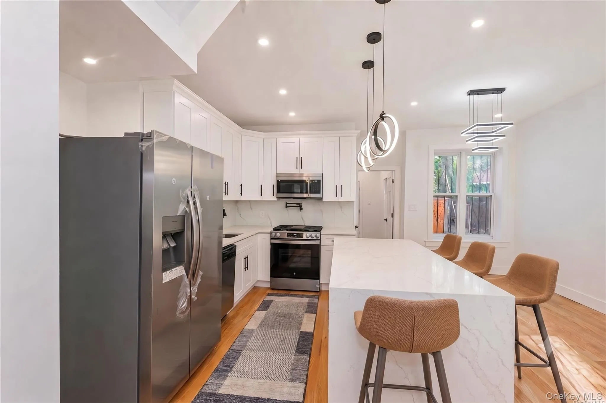 AI Staged Kitchen AI Staged Kitchen
