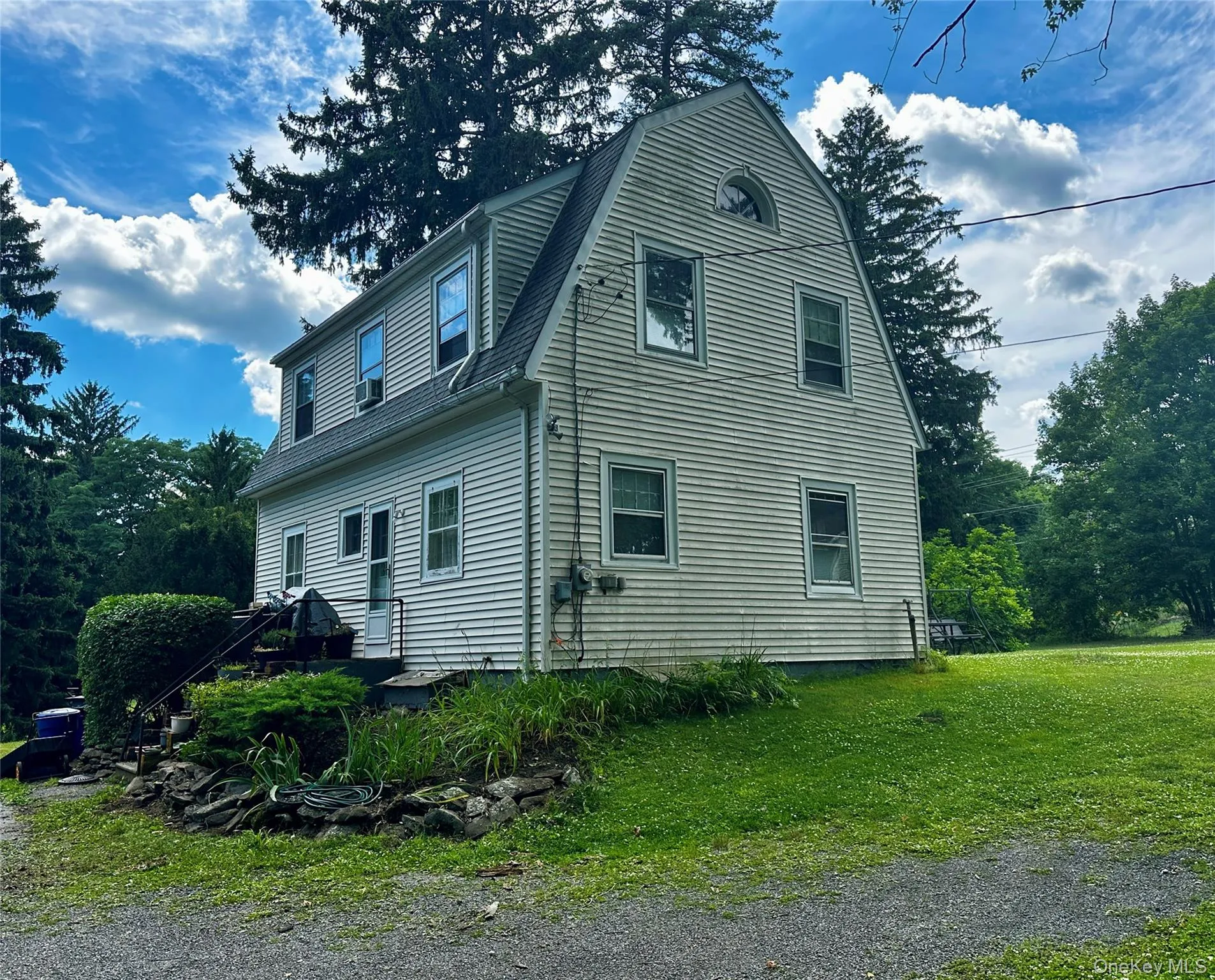 237 Windsor Highway, New Windsor, NY, 3 Bedrooms Bedrooms, 6 Rooms Rooms,1 BathroomBathrooms,Residential,For Rent,Windsor,0,1019884 237 Windsor Highway, New Windsor, NY, 3 Bedrooms Bedrooms, 6 Rooms Rooms,1 BathroomBathrooms,Residential,For Rent,Windsor,0,1019884