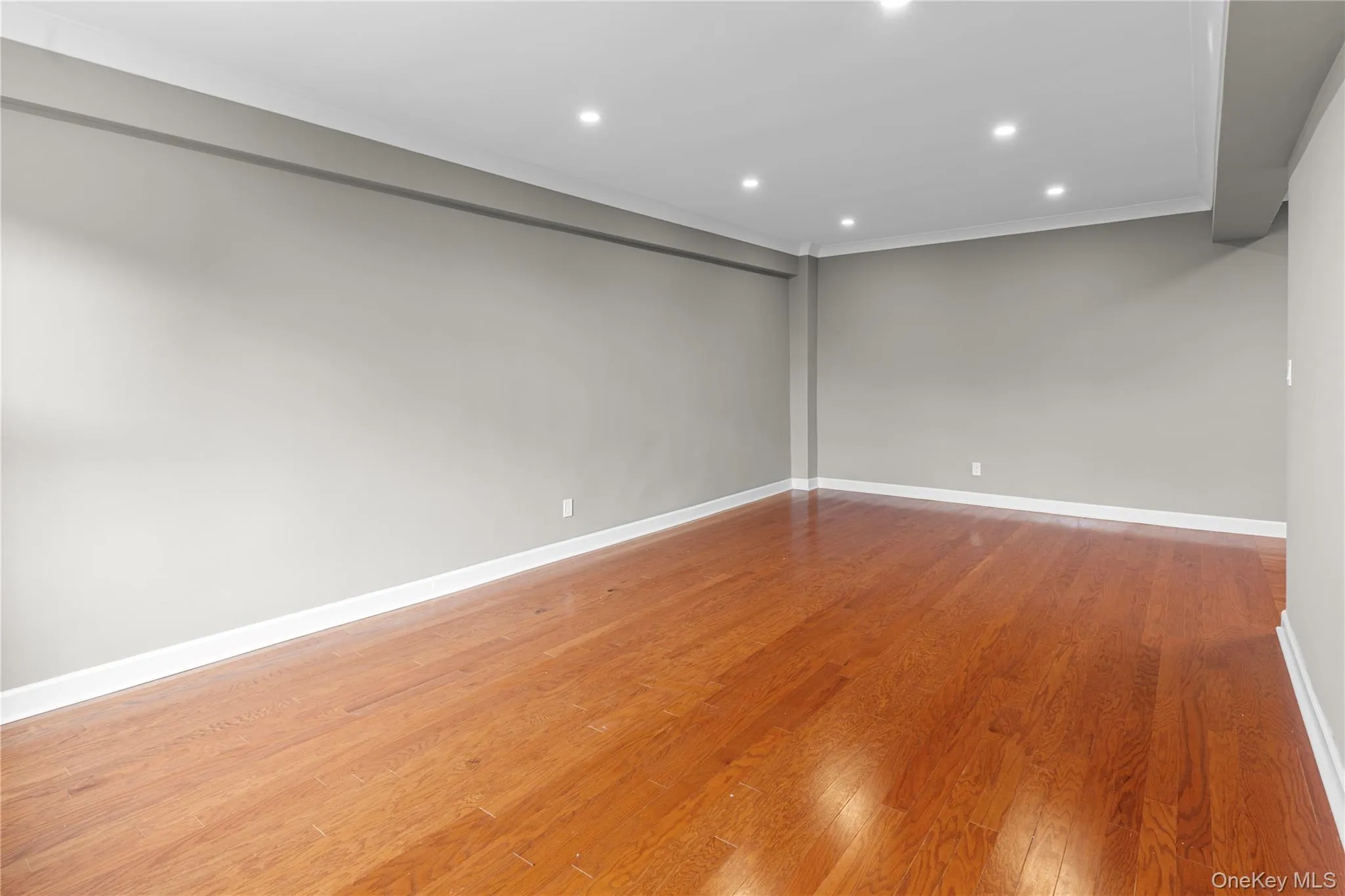 1133 Midland Avenue, Yonkers, NY, 2 Bedrooms Bedrooms, 4 Rooms Rooms,2 BathroomsBathrooms,Residential,For Rent,Midland,0,1019887 1133 Midland Avenue, Yonkers, NY, 2 Bedrooms Bedrooms, 4 Rooms Rooms,2 BathroomsBathrooms,Residential,For Rent,Midland,0,1019887