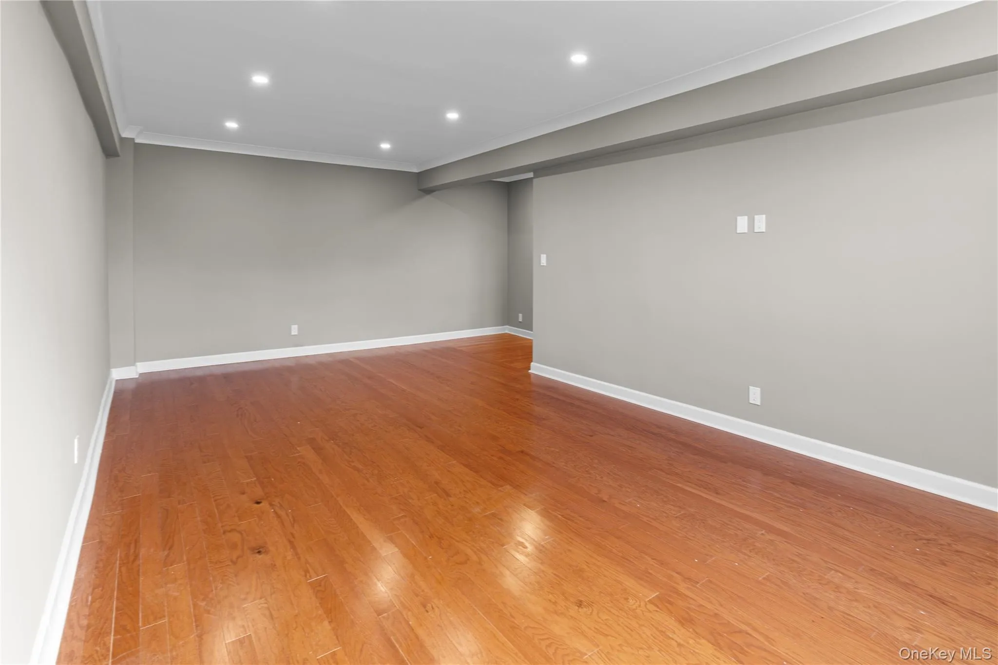 1133 Midland Avenue, Yonkers, NY, 2 Bedrooms Bedrooms, 4 Rooms Rooms,2 BathroomsBathrooms,Residential,For Rent,Midland,0,1019887 1133 Midland Avenue, Yonkers, NY, 2 Bedrooms Bedrooms, 4 Rooms Rooms,2 BathroomsBathrooms,Residential,For Rent,Midland,0,1019887