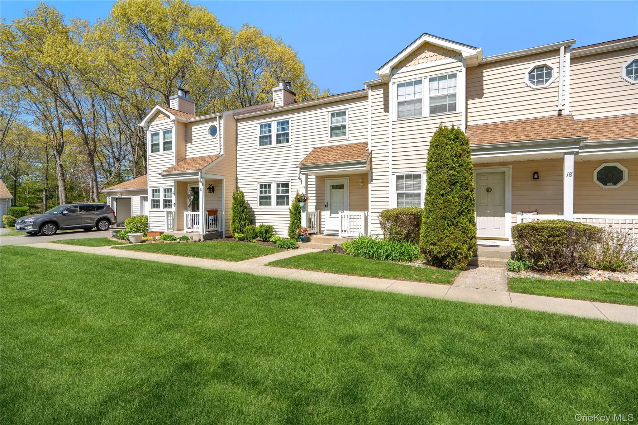 19 Paine Commons, Brookhaven, NY, 3 Bedrooms Bedrooms, 6 Rooms Rooms,1 BathroomBathrooms,Residential,For Rent,Paine Commons,0,1019890 19 Paine Commons, Brookhaven, NY, 3 Bedrooms Bedrooms, 6 Rooms Rooms,1 BathroomBathrooms,Residential,For Rent,Paine Commons,0,1019890