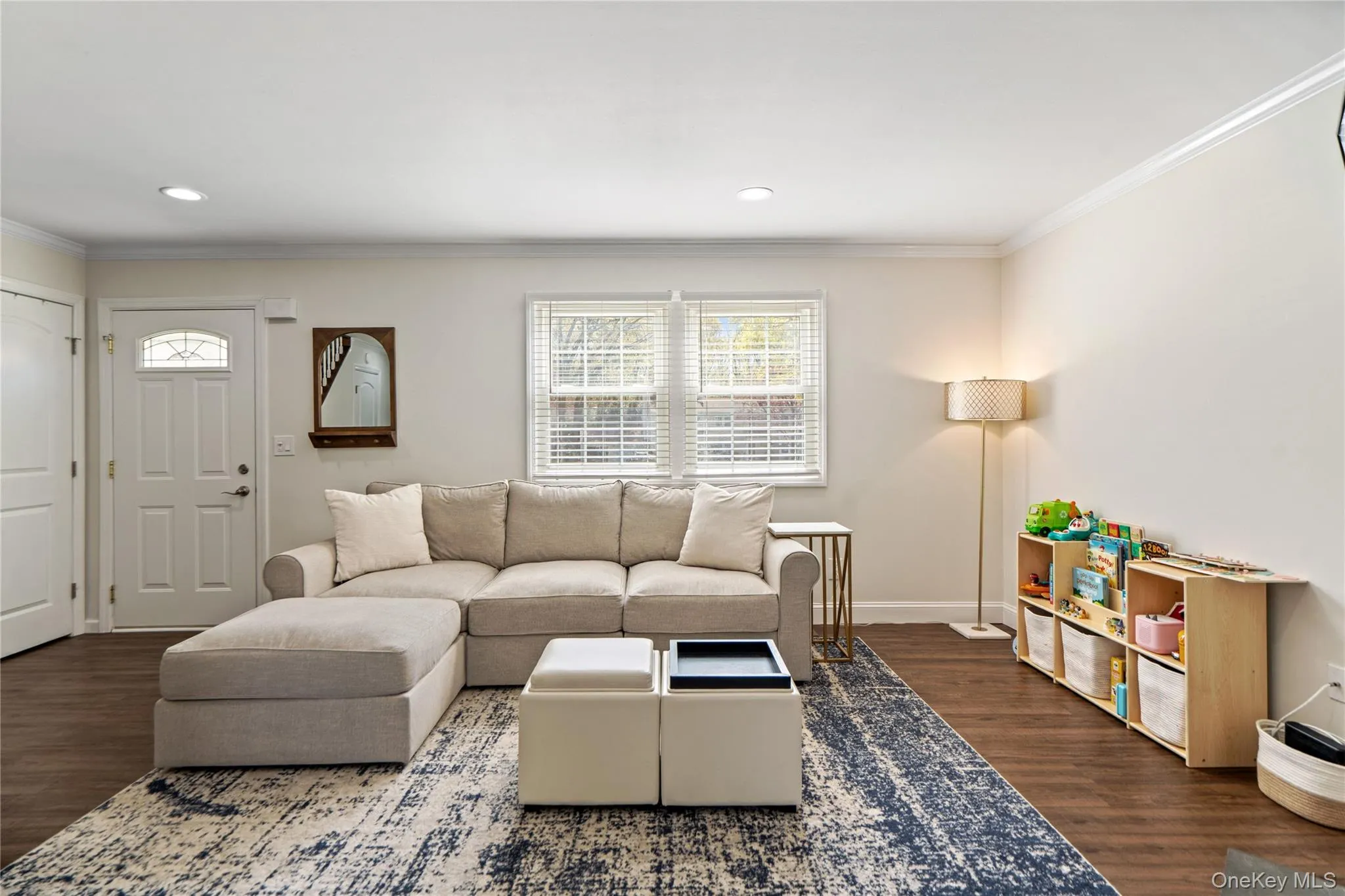 19 Paine Commons, Brookhaven, NY, 3 Bedrooms Bedrooms, 6 Rooms Rooms,1 BathroomBathrooms,Residential,For Rent,Paine Commons,0,1019890 19 Paine Commons, Brookhaven, NY, 3 Bedrooms Bedrooms, 6 Rooms Rooms,1 BathroomBathrooms,Residential,For Rent,Paine Commons,0,1019890