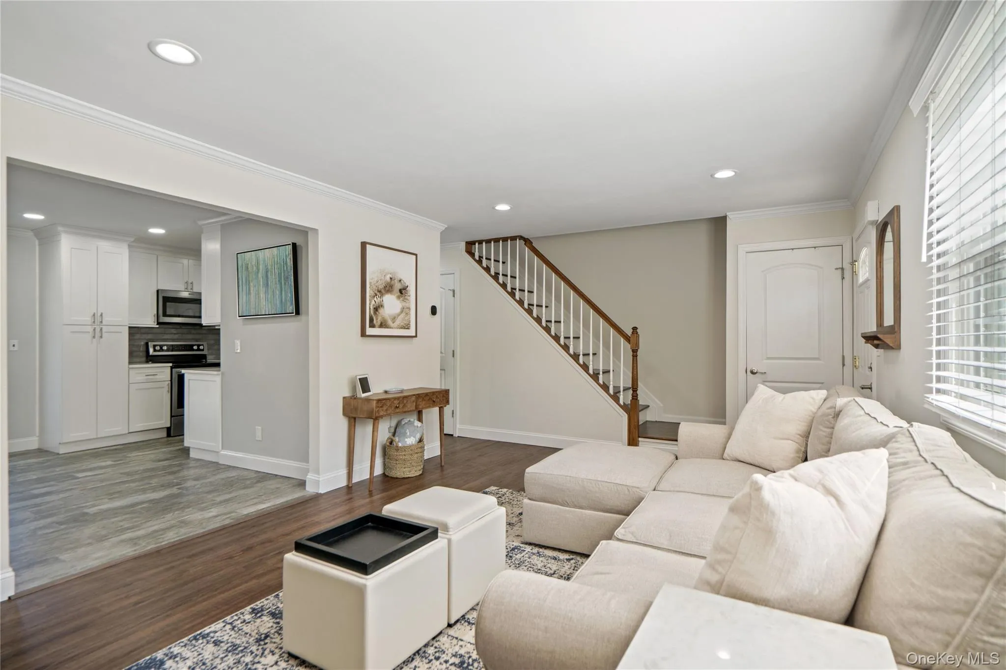 19 Paine Commons, Brookhaven, NY, 3 Bedrooms Bedrooms, 6 Rooms Rooms,1 BathroomBathrooms,Residential,For Rent,Paine Commons,0,1019890 19 Paine Commons, Brookhaven, NY, 3 Bedrooms Bedrooms, 6 Rooms Rooms,1 BathroomBathrooms,Residential,For Rent,Paine Commons,0,1019890