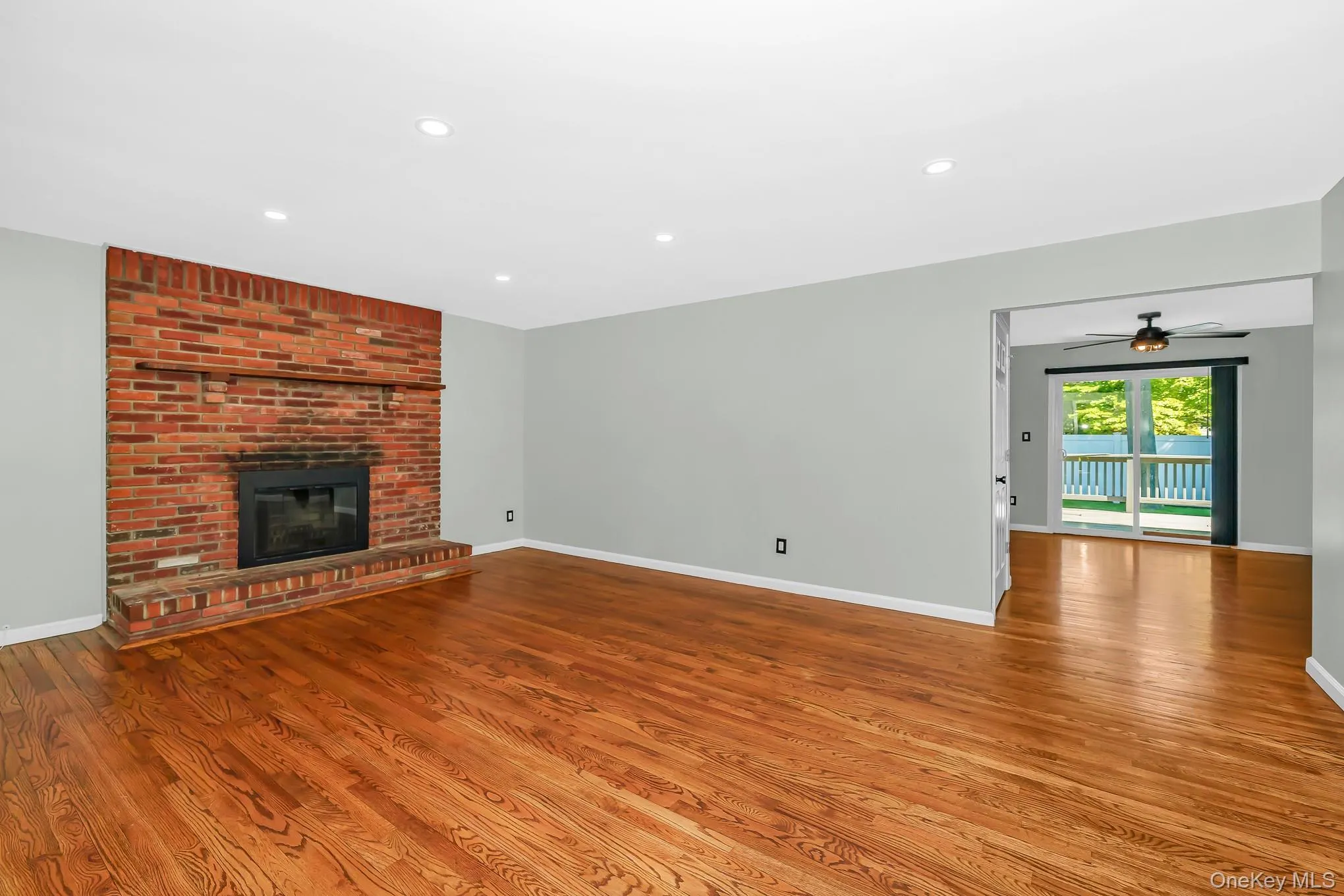 925 Liberty Street, Islip, NY, 4 Bedrooms Bedrooms, 8 Rooms Rooms,1 BathroomBathrooms,Residential,For Rent,Liberty,0,1019891 925 Liberty Street, Islip, NY, 4 Bedrooms Bedrooms, 8 Rooms Rooms,1 BathroomBathrooms,Residential,For Rent,Liberty,0,1019891