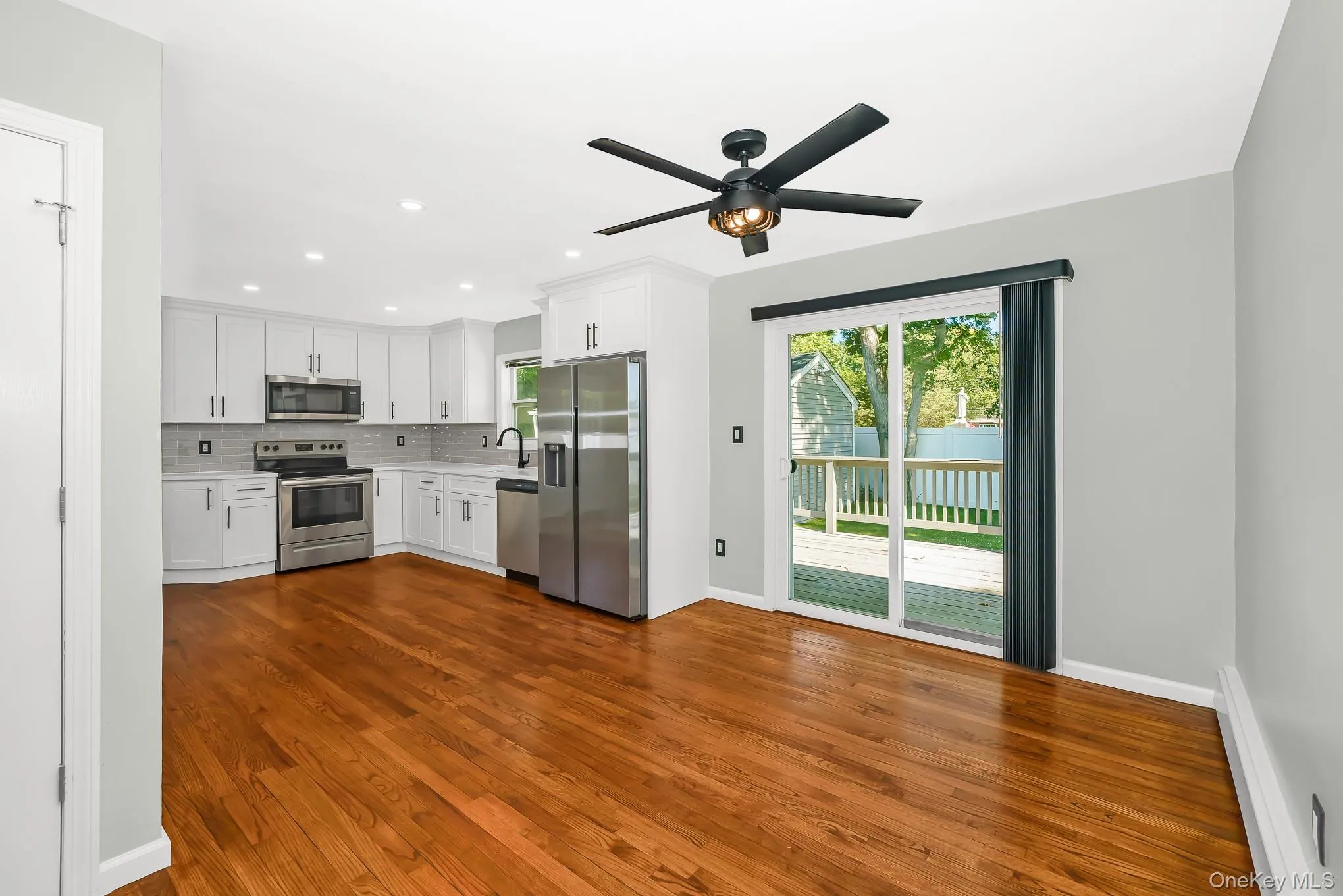 925 Liberty Street, Islip, NY, 4 Bedrooms Bedrooms, 8 Rooms Rooms,1 BathroomBathrooms,Residential,For Rent,Liberty,0,1019891 925 Liberty Street, Islip, NY, 4 Bedrooms Bedrooms, 8 Rooms Rooms,1 BathroomBathrooms,Residential,For Rent,Liberty,0,1019891