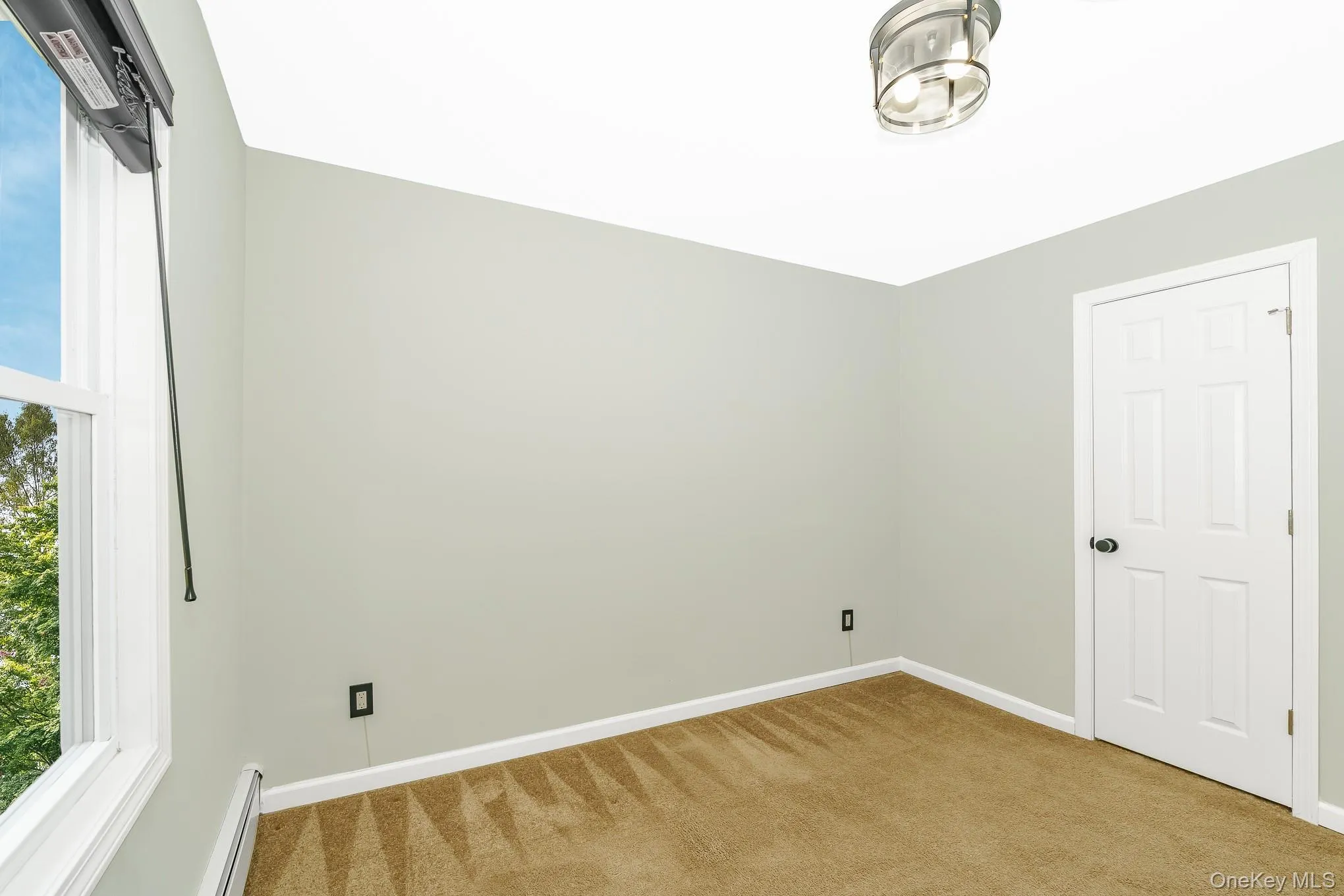 925 Liberty Street, Islip, NY, 4 Bedrooms Bedrooms, 8 Rooms Rooms,1 BathroomBathrooms,Residential,For Rent,Liberty,0,1019891 925 Liberty Street, Islip, NY, 4 Bedrooms Bedrooms, 8 Rooms Rooms,1 BathroomBathrooms,Residential,For Rent,Liberty,0,1019891