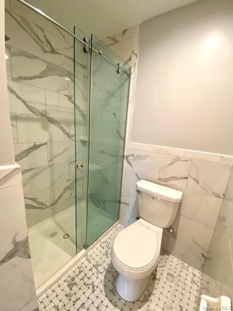 100 Westwood Drive, North Hempstead, NY, 2 Bedrooms Bedrooms, 5 Rooms Rooms,2 BathroomsBathrooms,Residential Lease,For Rent,Westwood,0,1019895 100 Westwood Drive, North Hempstead, NY, 2 Bedrooms Bedrooms, 5 Rooms Rooms,2 BathroomsBathrooms,Residential Lease,For Rent,Westwood,0,1019895