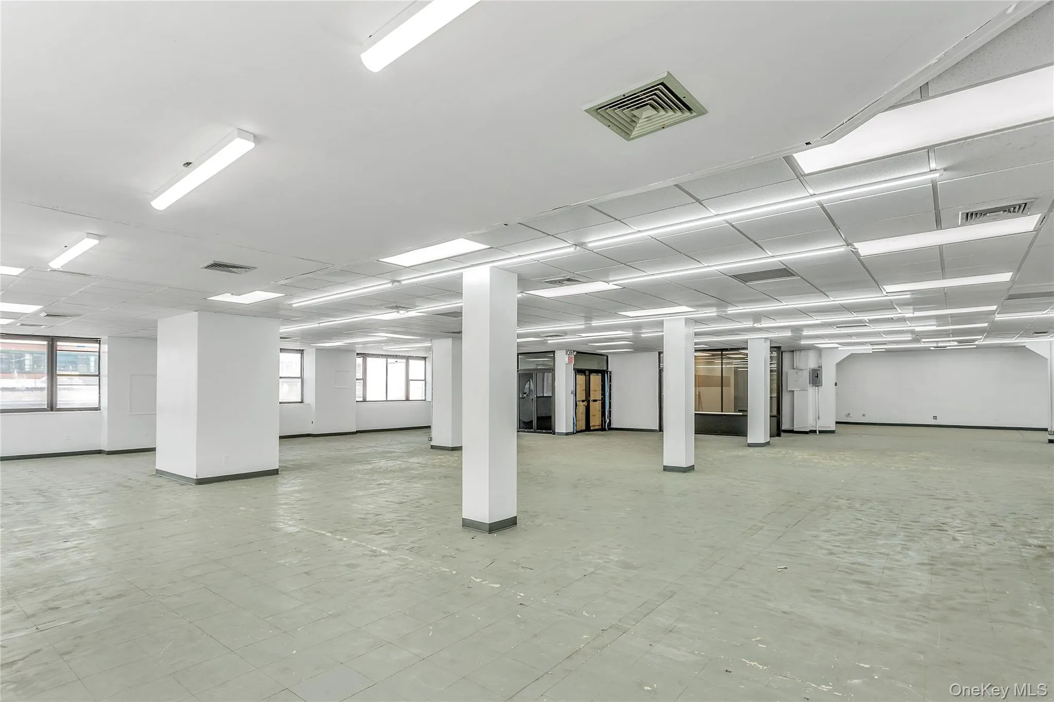33-01 Queens Boulevard Street, New York, NY, ,Commercial Lease,For Rent,Queens Boulevard,0,1019898 33-01 Queens Boulevard Street, New York, NY, ,Commercial Lease,For Rent,Queens Boulevard,0,1019898