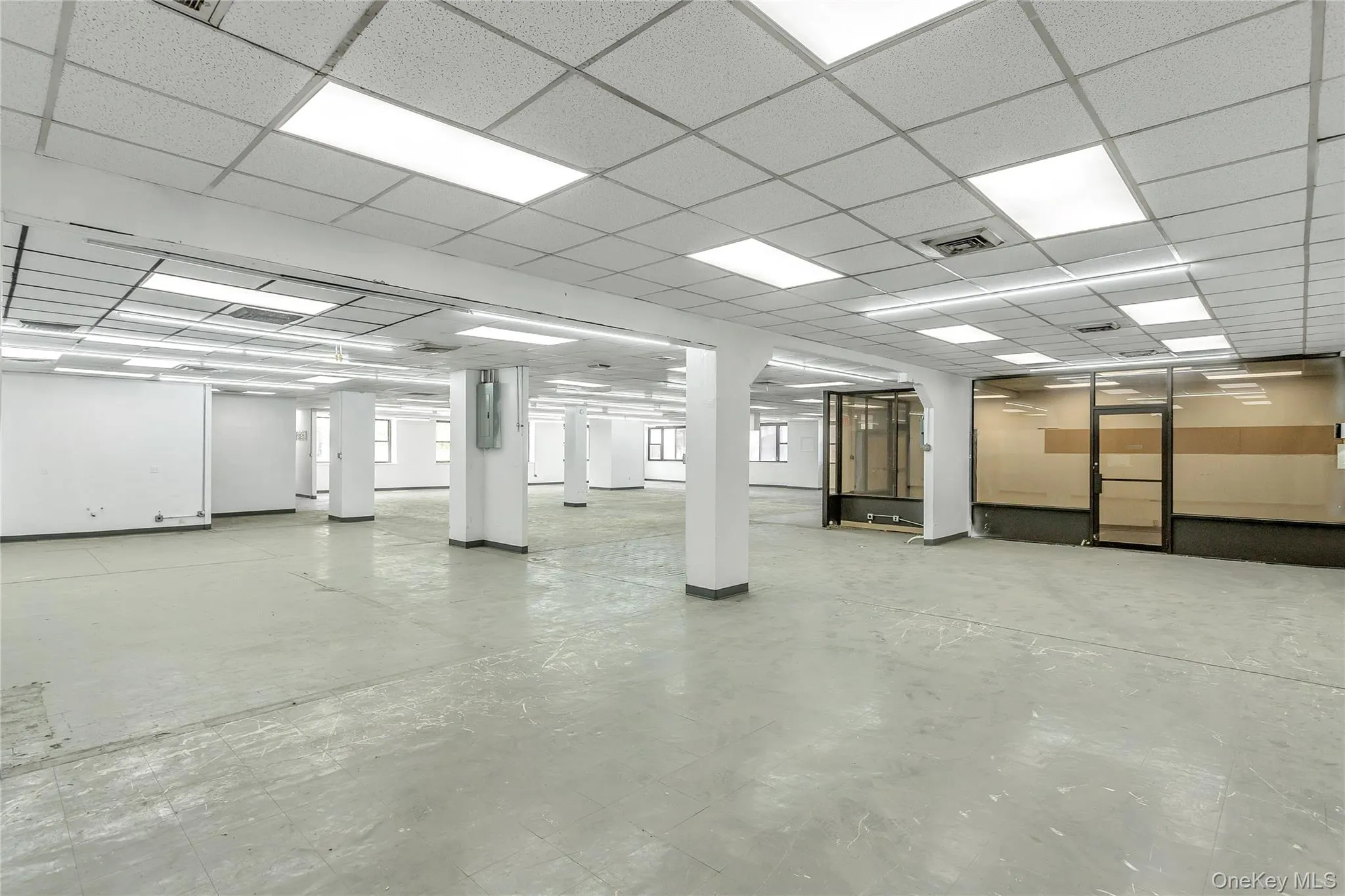 33-01 Queens Boulevard Street, New York, NY, ,Commercial Lease,For Rent,Queens Boulevard,0,1019898 33-01 Queens Boulevard Street, New York, NY, ,Commercial Lease,For Rent,Queens Boulevard,0,1019898