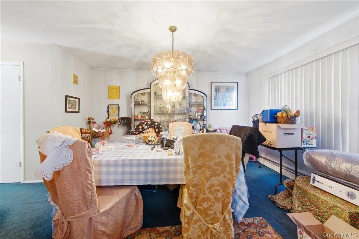 7 Apple Blossom Lane, Brookhaven, NY, 4 Bedrooms Bedrooms, 10 Rooms Rooms,3 BathroomsBathrooms,Residential,For Rent,Apple Blossom,0,1019899 7 Apple Blossom Lane, Brookhaven, NY, 4 Bedrooms Bedrooms, 10 Rooms Rooms,3 BathroomsBathrooms,Residential,For Rent,Apple Blossom,0,1019899