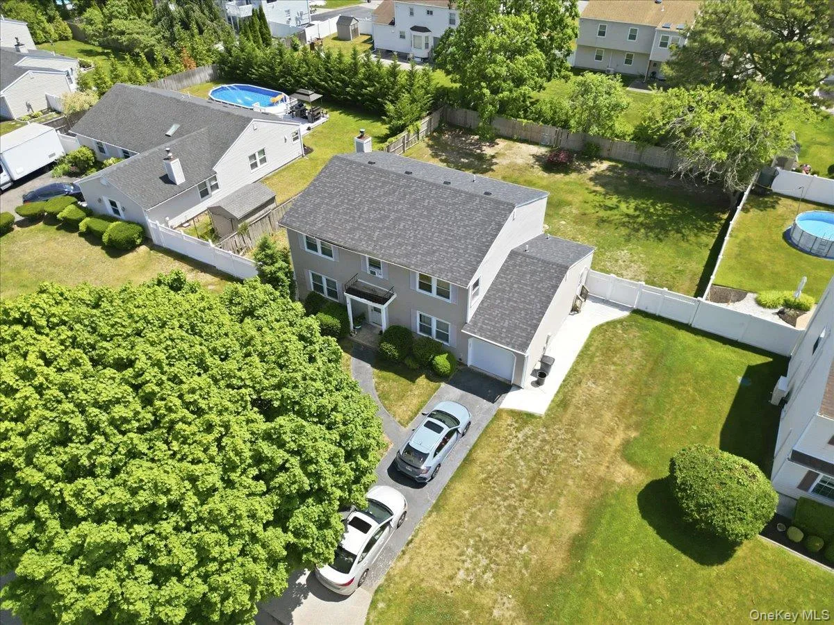 7 Apple Blossom Lane, Brookhaven, NY, 4 Bedrooms Bedrooms, 10 Rooms Rooms,3 BathroomsBathrooms,Residential,For Rent,Apple Blossom,0,1019899 7 Apple Blossom Lane, Brookhaven, NY, 4 Bedrooms Bedrooms, 10 Rooms Rooms,3 BathroomsBathrooms,Residential,For Rent,Apple Blossom,0,1019899
