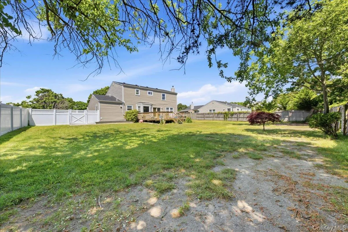 7 Apple Blossom Lane, Brookhaven, NY, 4 Bedrooms Bedrooms, 10 Rooms Rooms,3 BathroomsBathrooms,Residential,For Rent,Apple Blossom,0,1019899 7 Apple Blossom Lane, Brookhaven, NY, 4 Bedrooms Bedrooms, 10 Rooms Rooms,3 BathroomsBathrooms,Residential,For Rent,Apple Blossom,0,1019899