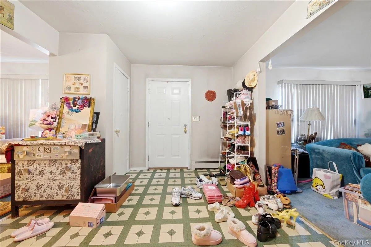 7 Apple Blossom Lane, Brookhaven, NY, 4 Bedrooms Bedrooms, 10 Rooms Rooms,3 BathroomsBathrooms,Residential,For Rent,Apple Blossom,0,1019899 7 Apple Blossom Lane, Brookhaven, NY, 4 Bedrooms Bedrooms, 10 Rooms Rooms,3 BathroomsBathrooms,Residential,For Rent,Apple Blossom,0,1019899