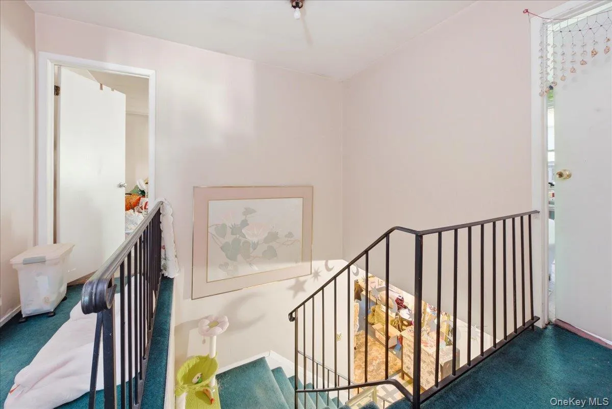 7 Apple Blossom Lane, Brookhaven, NY, 4 Bedrooms Bedrooms, 10 Rooms Rooms,3 BathroomsBathrooms,Residential,For Rent,Apple Blossom,0,1019899 7 Apple Blossom Lane, Brookhaven, NY, 4 Bedrooms Bedrooms, 10 Rooms Rooms,3 BathroomsBathrooms,Residential,For Rent,Apple Blossom,0,1019899