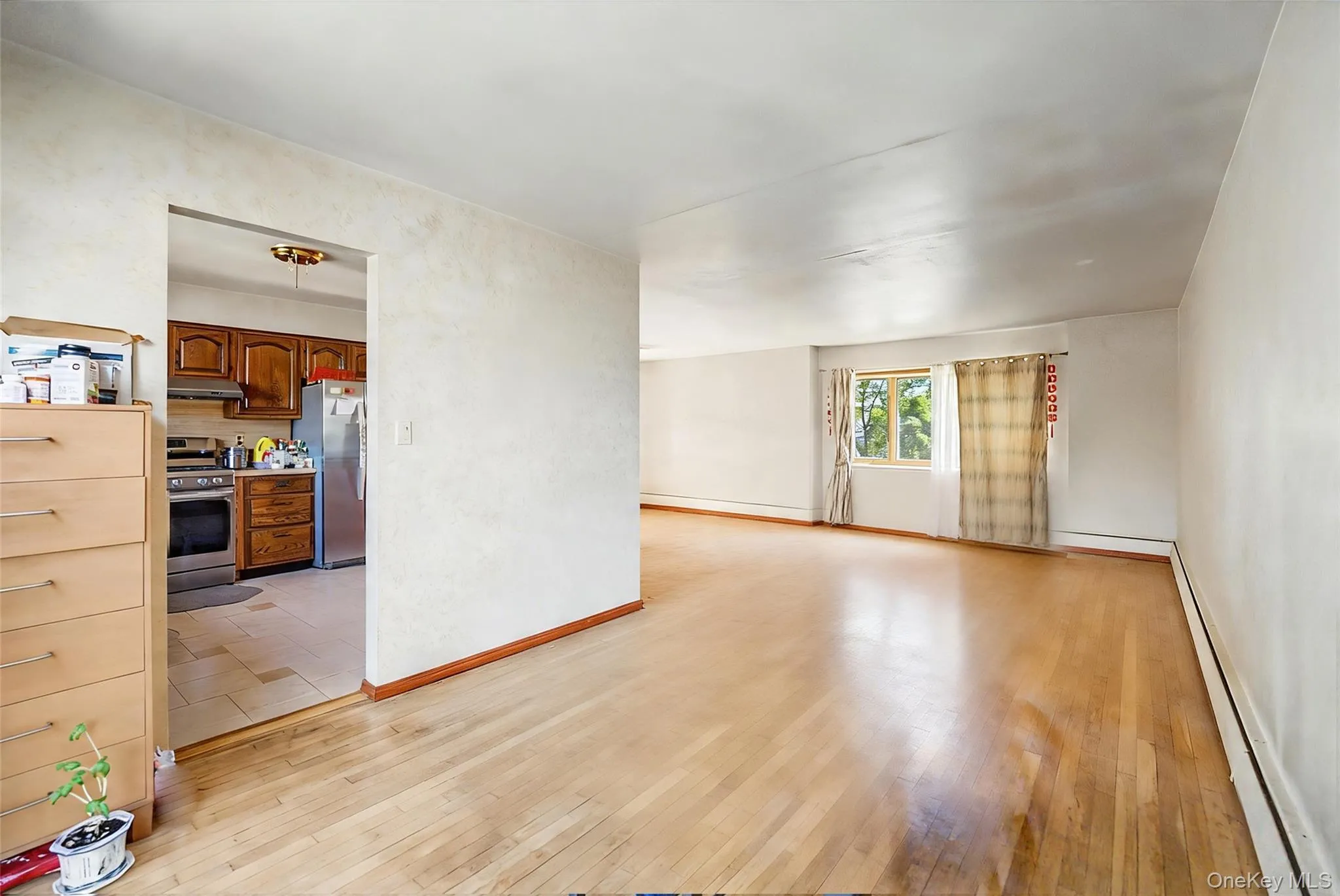 14 Laurel Place, Hempstead, NY, 5 Bedrooms Bedrooms, 7 Rooms Rooms,2 BathroomsBathrooms,Residential,For Rent,Laurel,0,1019900 14 Laurel Place, Hempstead, NY, 5 Bedrooms Bedrooms, 7 Rooms Rooms,2 BathroomsBathrooms,Residential,For Rent,Laurel,0,1019900